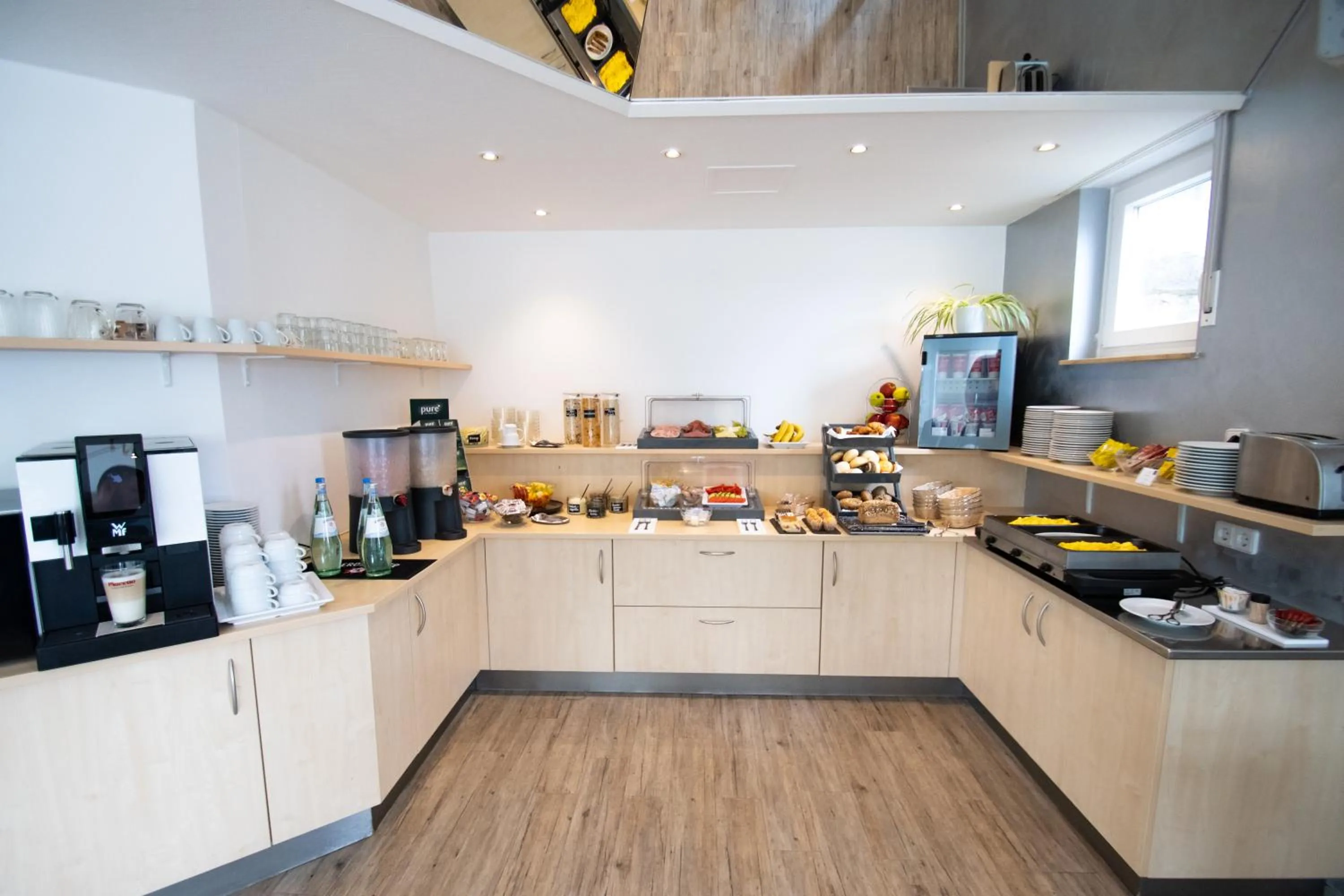 Buffet breakfast in Taste Smart Hotel Backnang