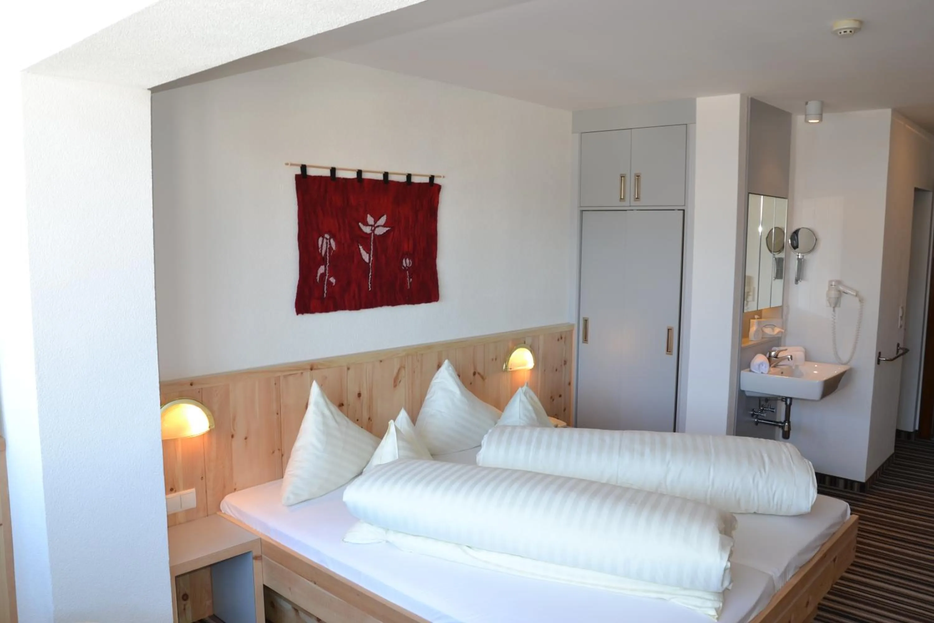 Photo of the whole room, Bed in Hotel Alpina nature-wellness