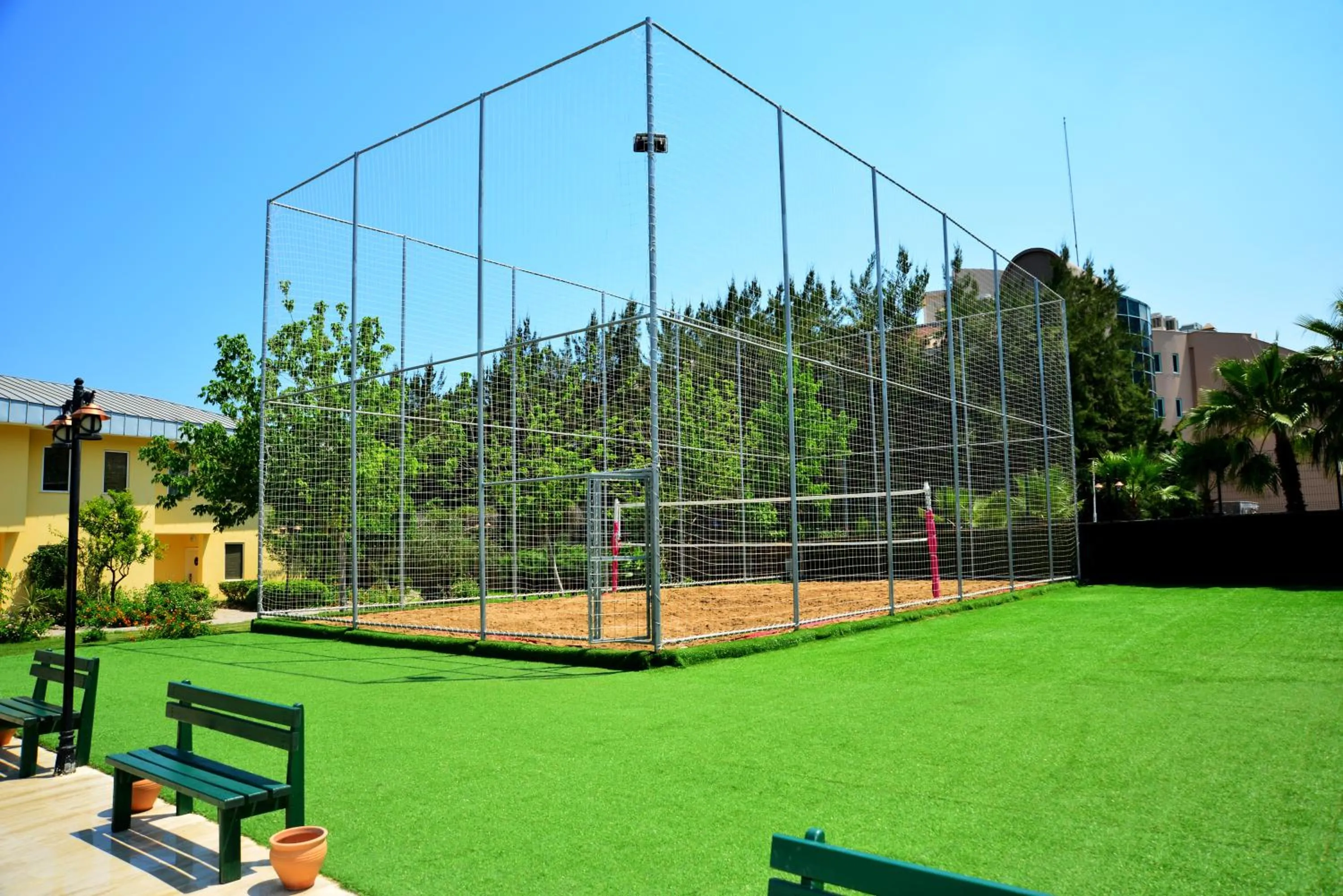 Tennis court in Transatlantik Hotel & Spa - Ultra All Inclusive