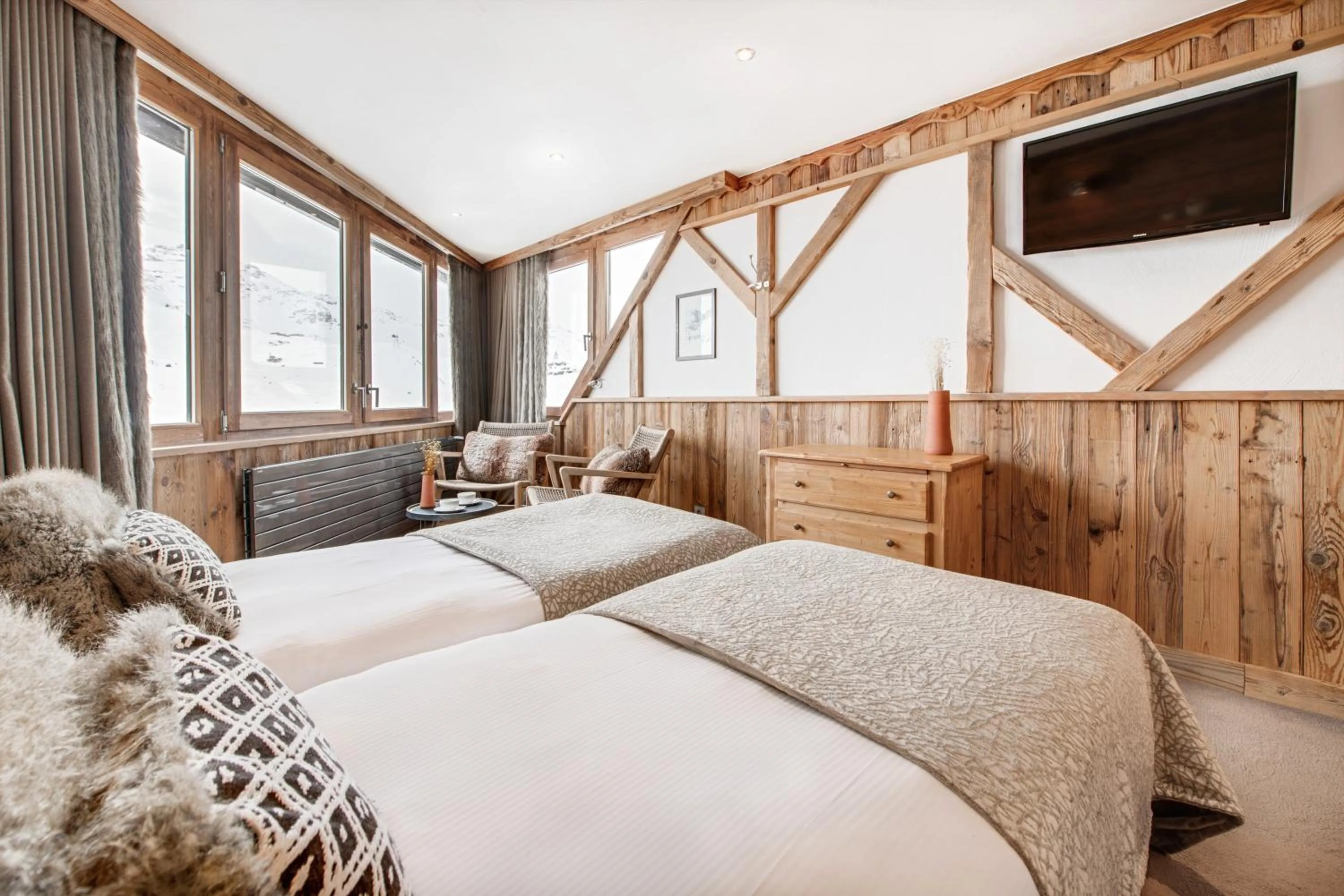 Bed in Hotel 3 Vallées Val Thorens