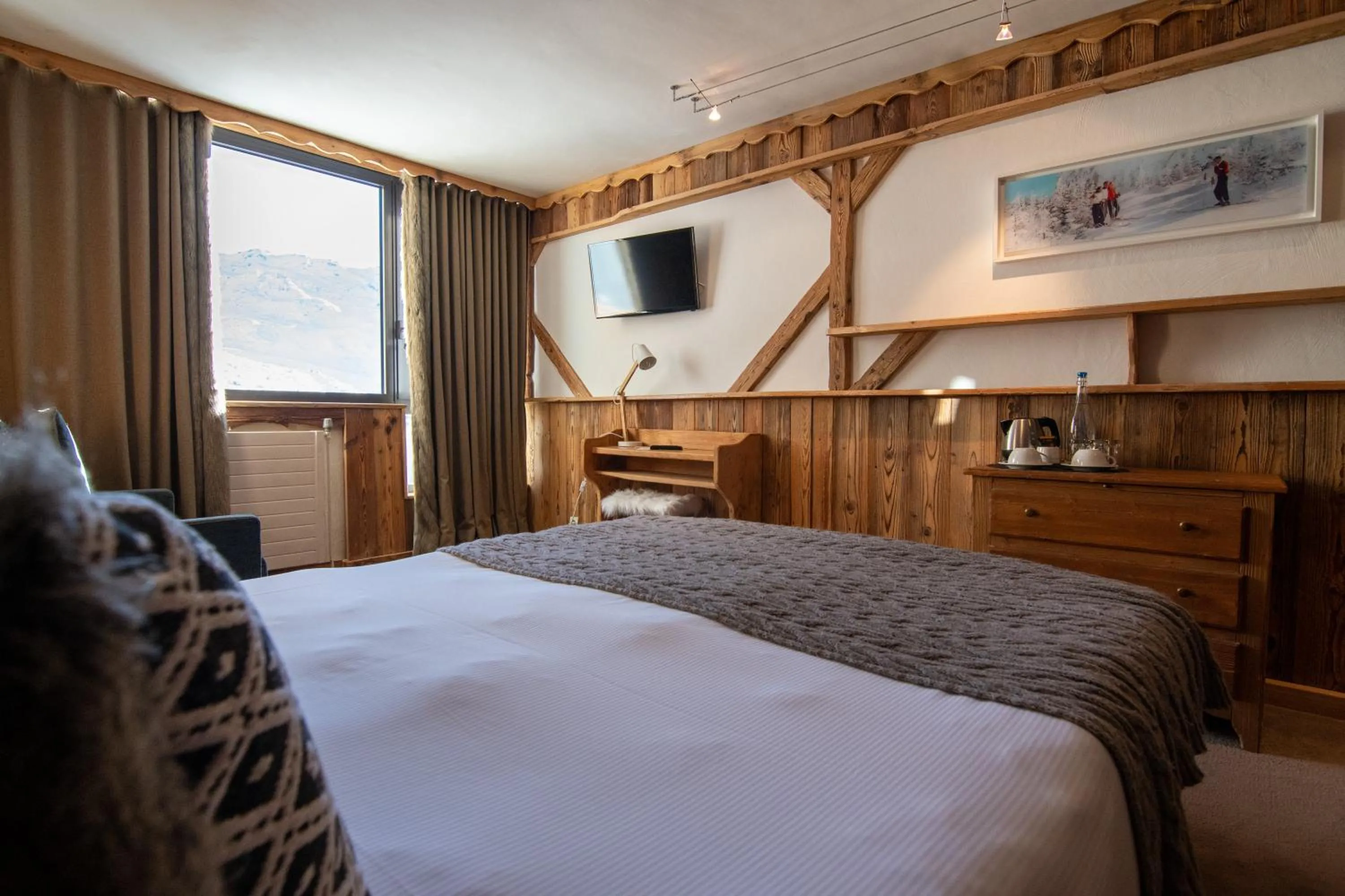 Bed in Hotel 3 Vallées Val Thorens