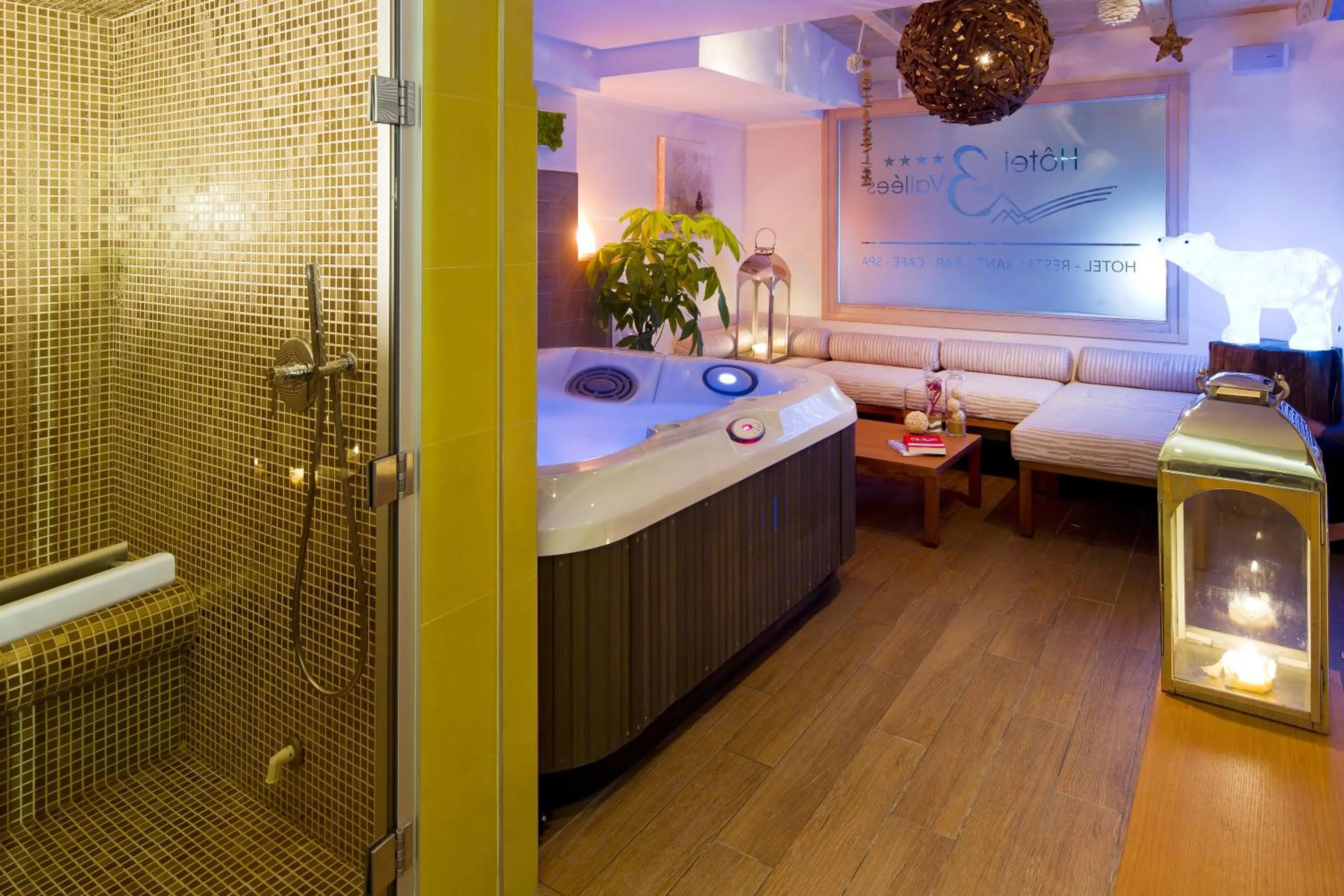 Hot Tub in Hotel 3 Vallées Val Thorens