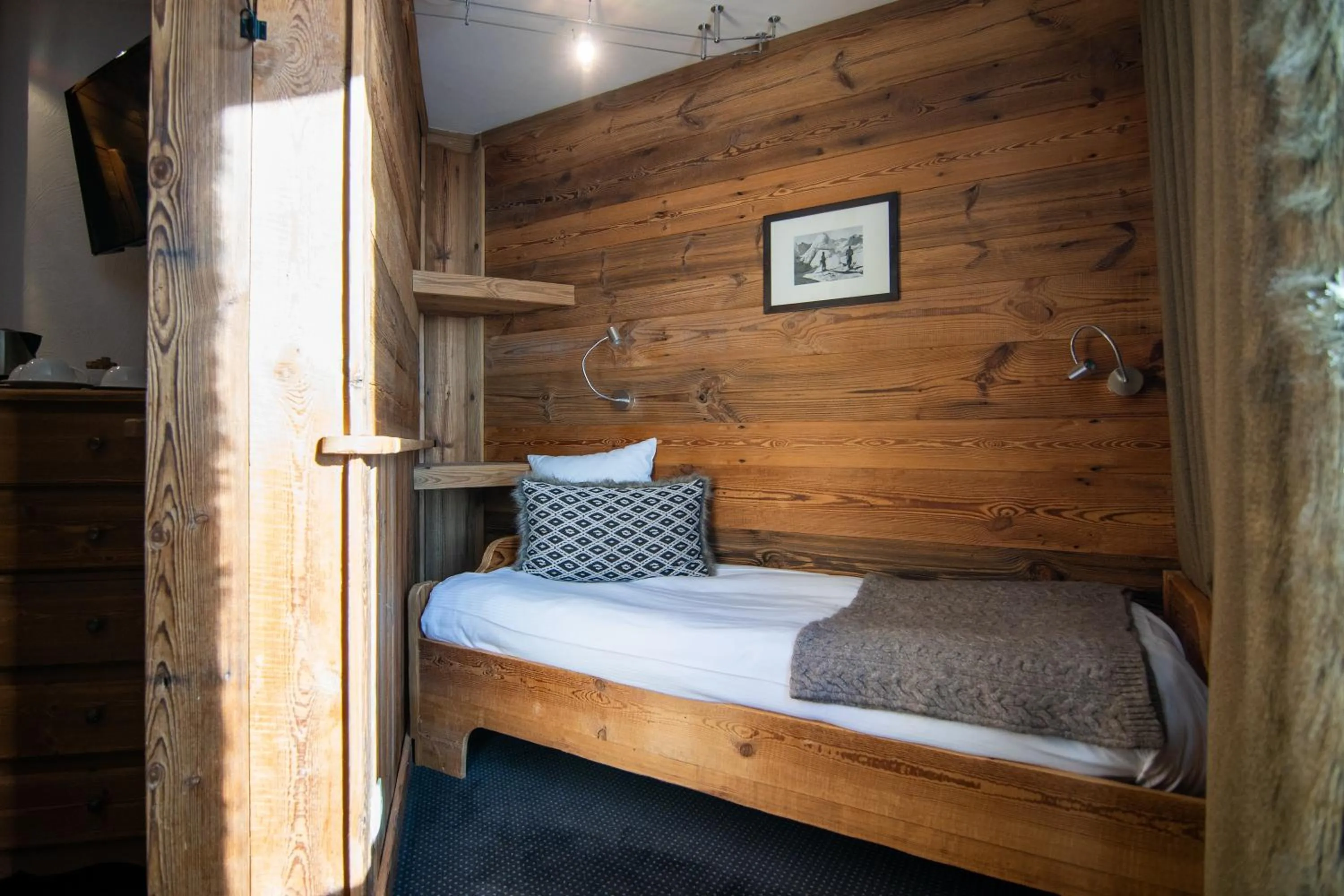 Bed in Hotel 3 Vallées Val Thorens