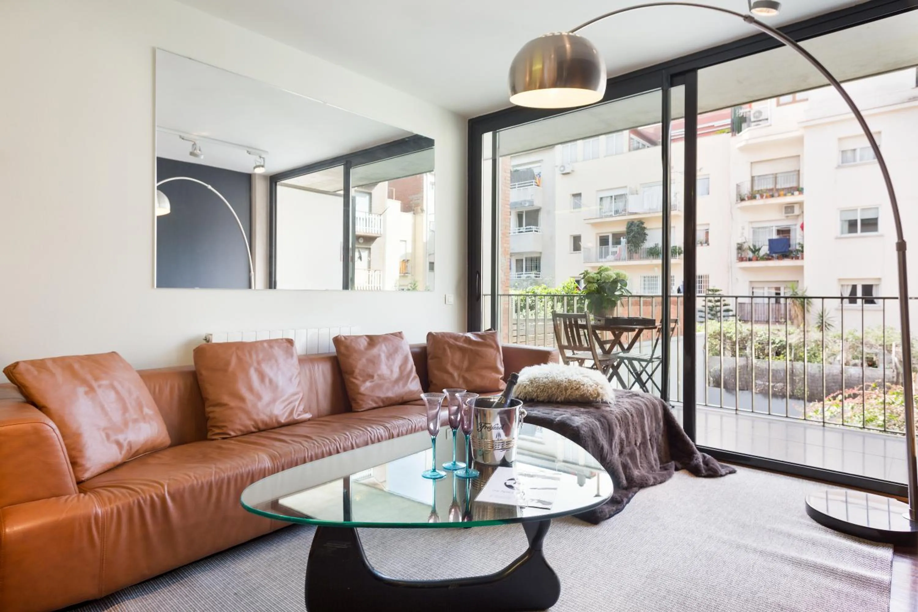 Living room in Apartment Barcelona Rentals - Sarria Apartments Near Center
