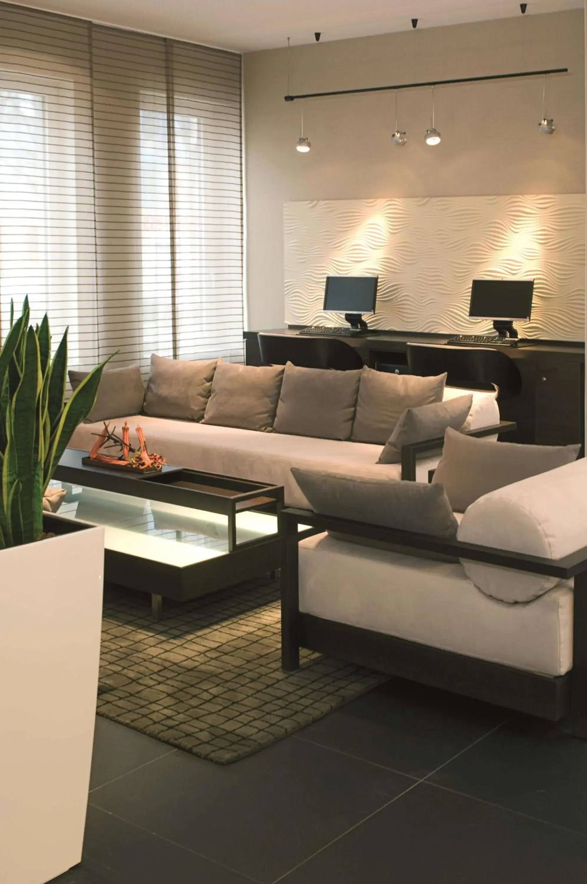 Lobby or reception in NH Berlin Potsdamer Platz Lobby or reception in NH Berlin Potsdamer Platz