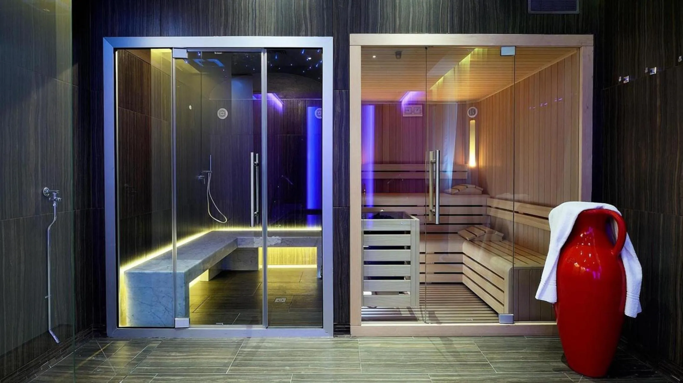 Sauna in Grand Hotel & Riviera