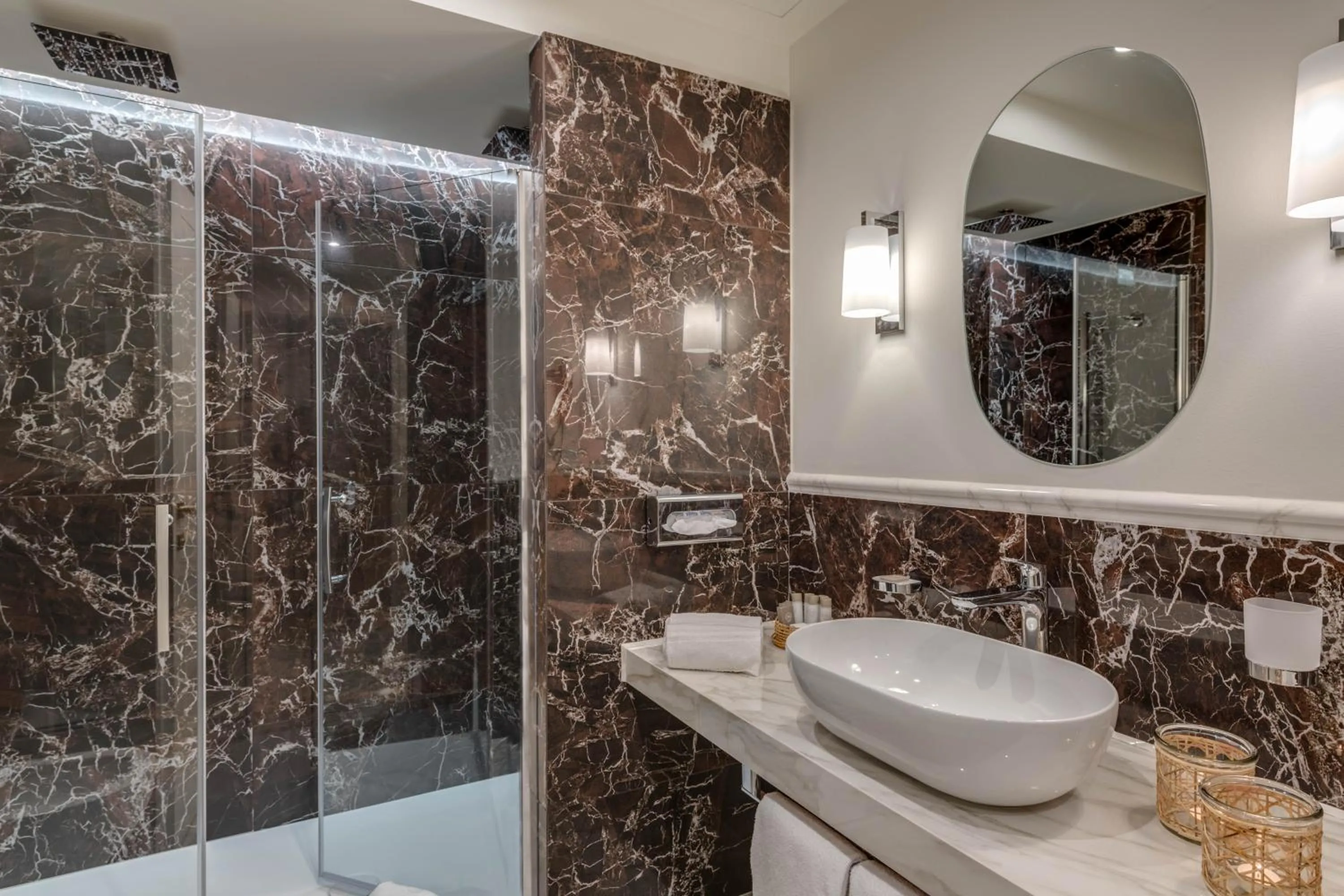 Bathroom in Grand Hotel & Riviera