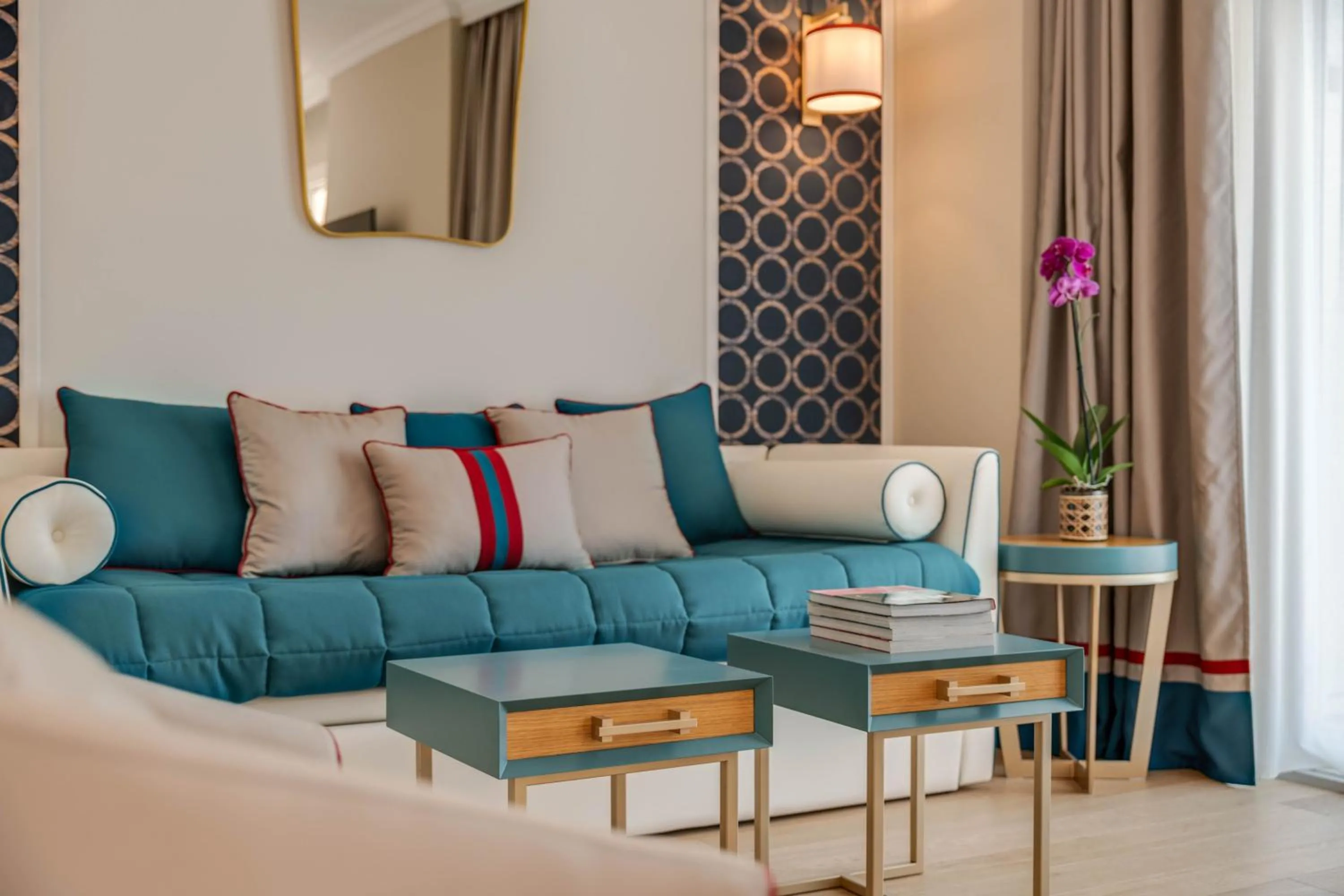Living room in Grand Hotel & Riviera