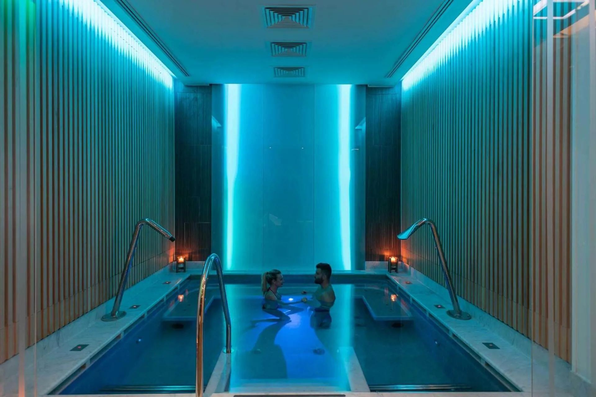 Hot Tub in Grand Hotel & Riviera