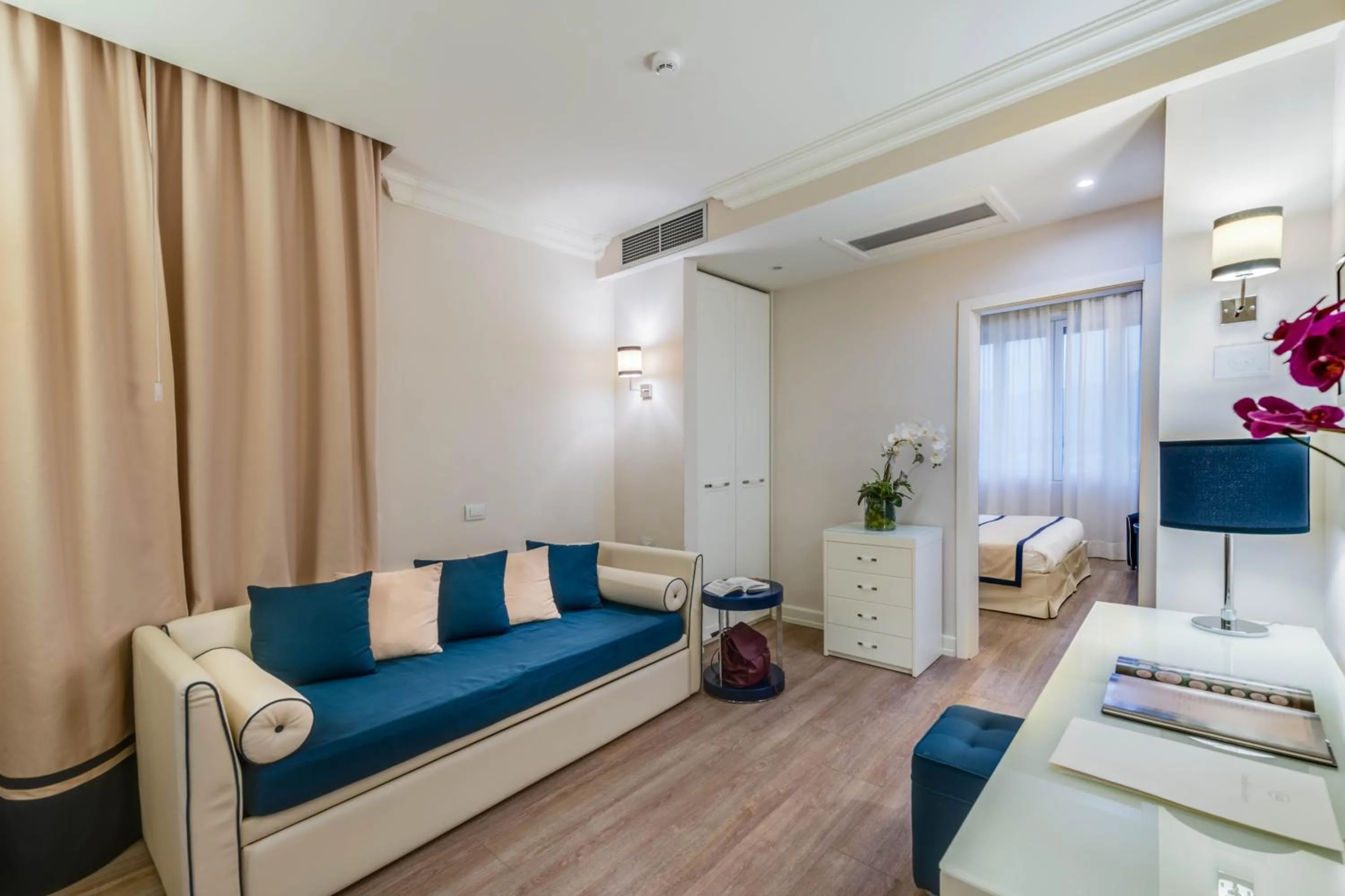 Bed in Grand Hotel & Riviera