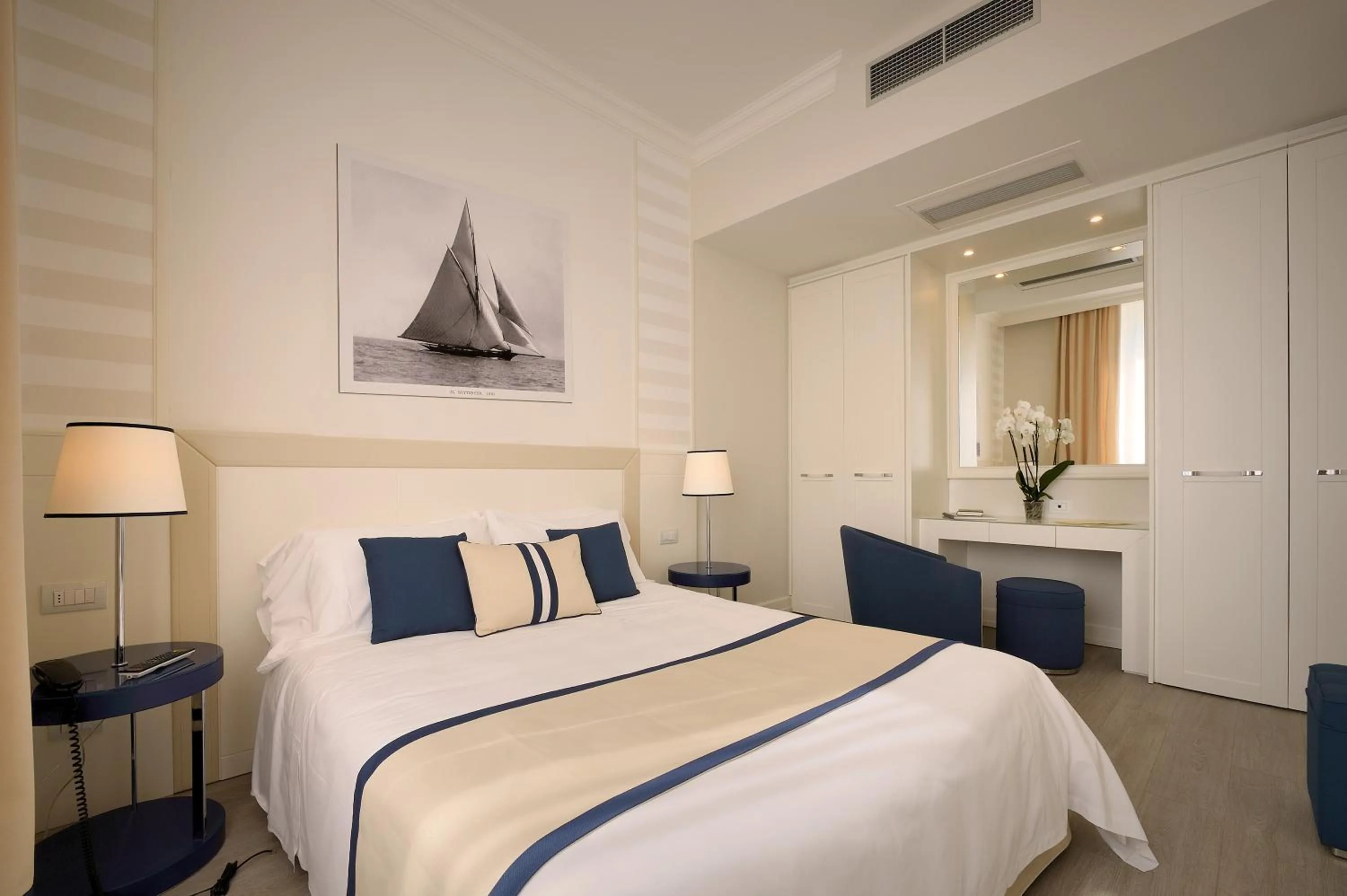 Bed in Grand Hotel & Riviera