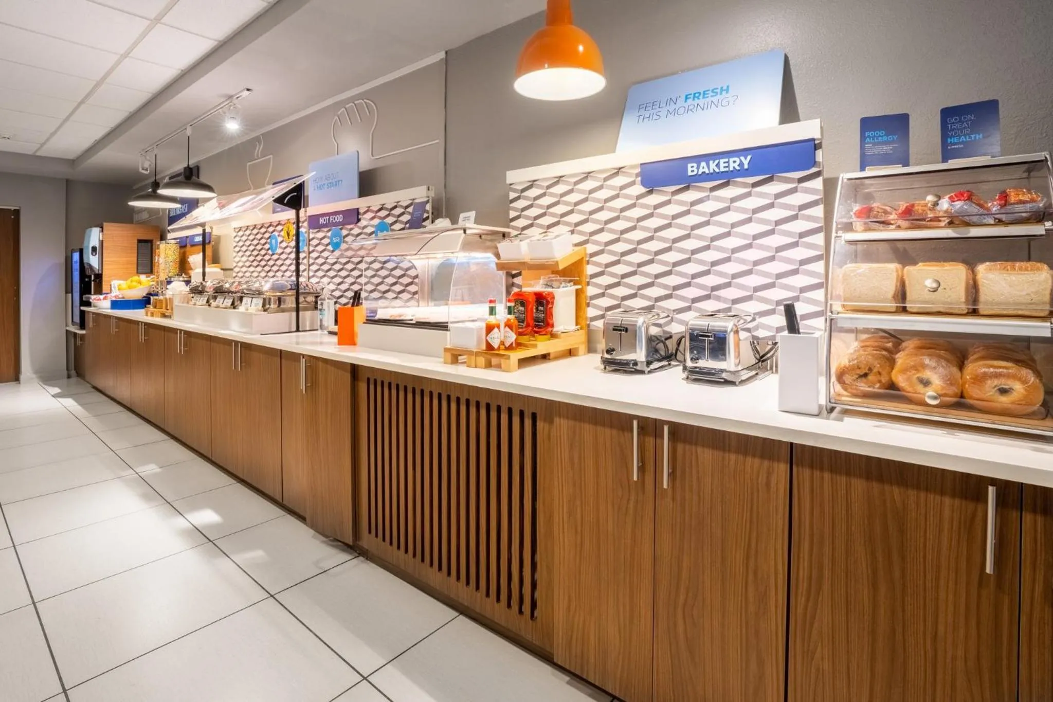 Breakfast in Holiday Inn Express Hotel & Suites Orange City - Deltona by IHG