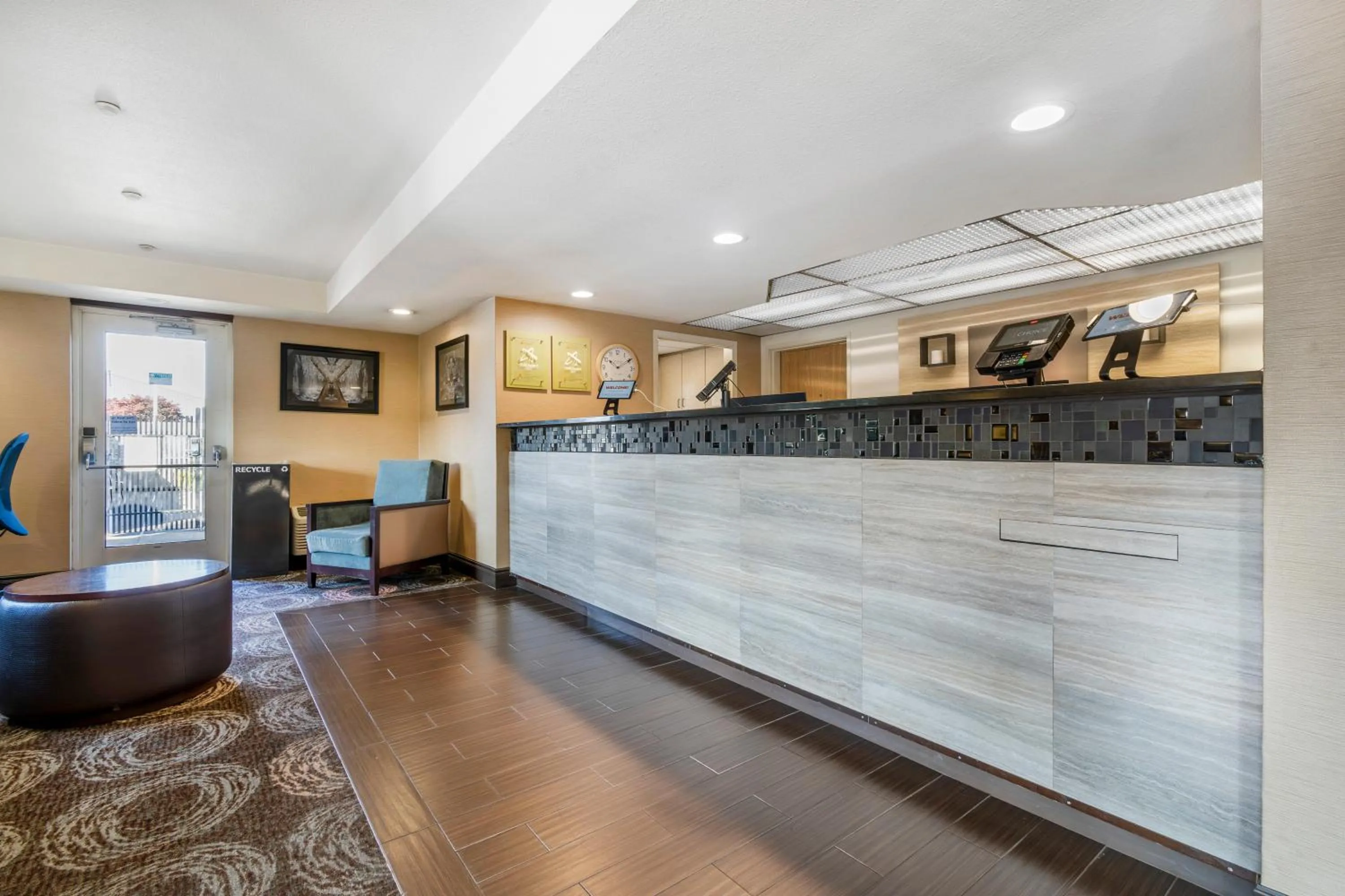 Lobby or reception in Comfort Inn Troutdale-Portland East