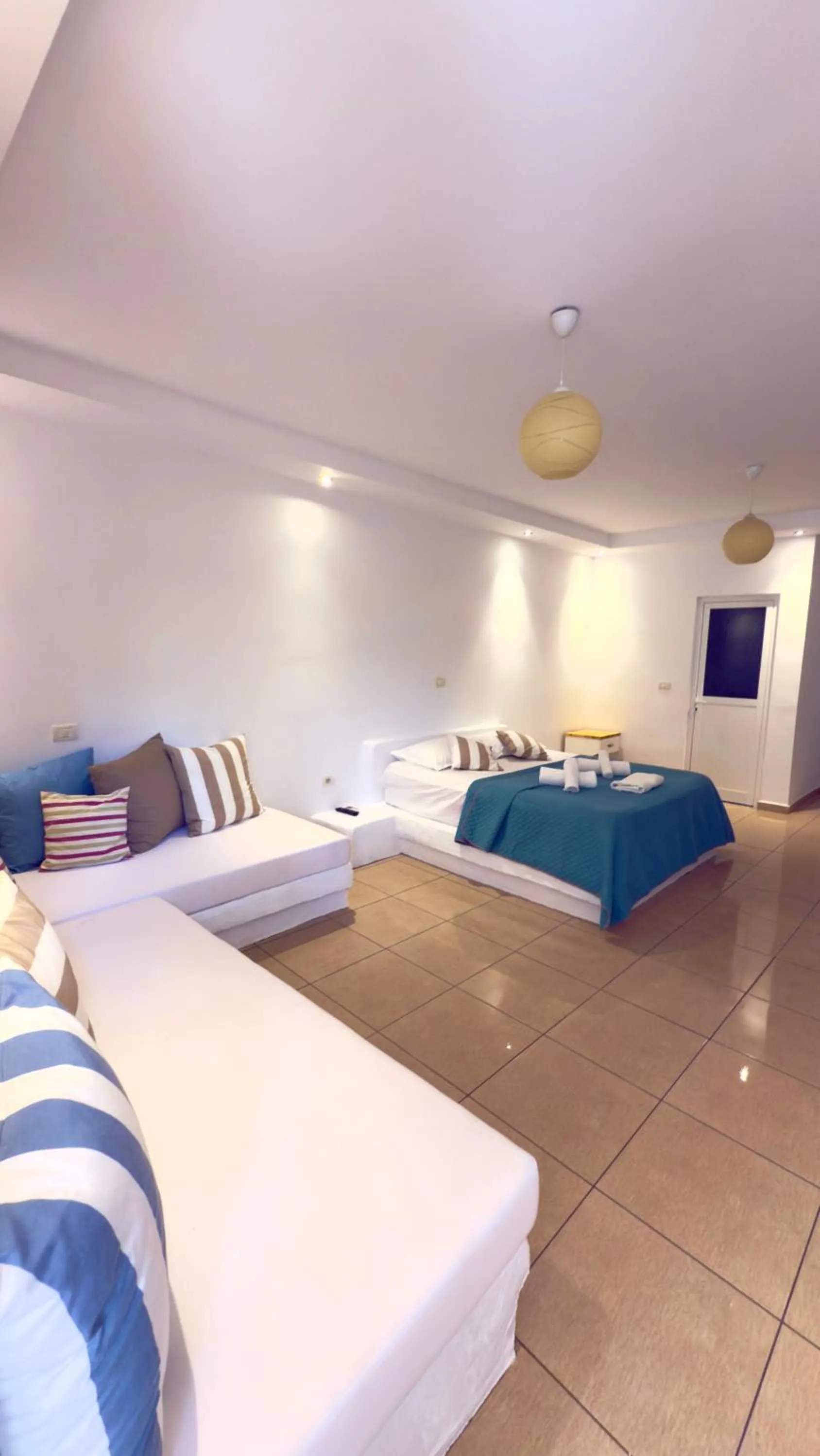 Photo of the whole room, Bed in Rida Village Ksamil Island