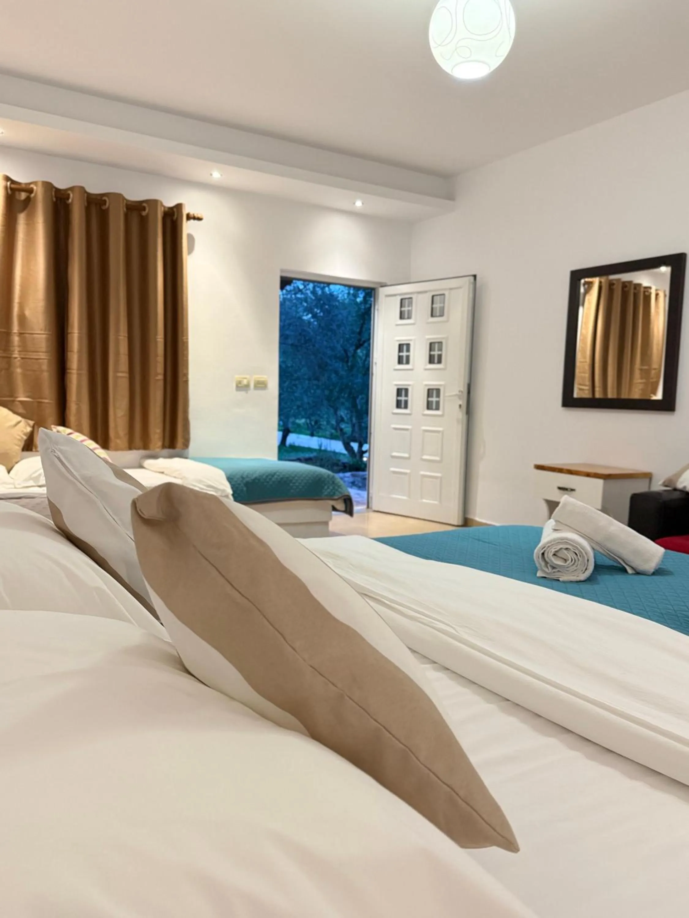 Bed in Rida Village Hotel Ksamil Island