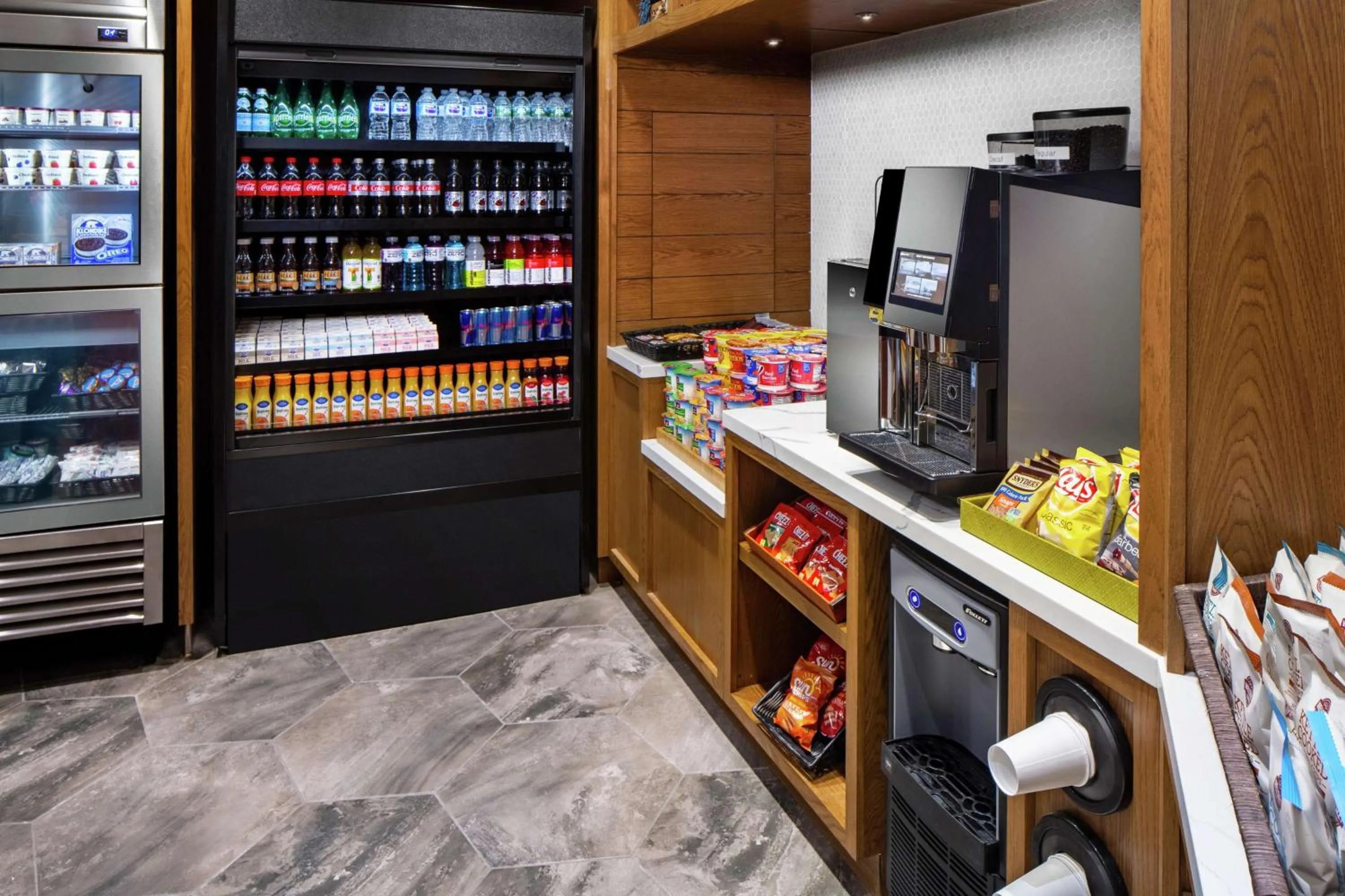 Restaurant/places to eat in DoubleTree by Hilton Manchester Downtown