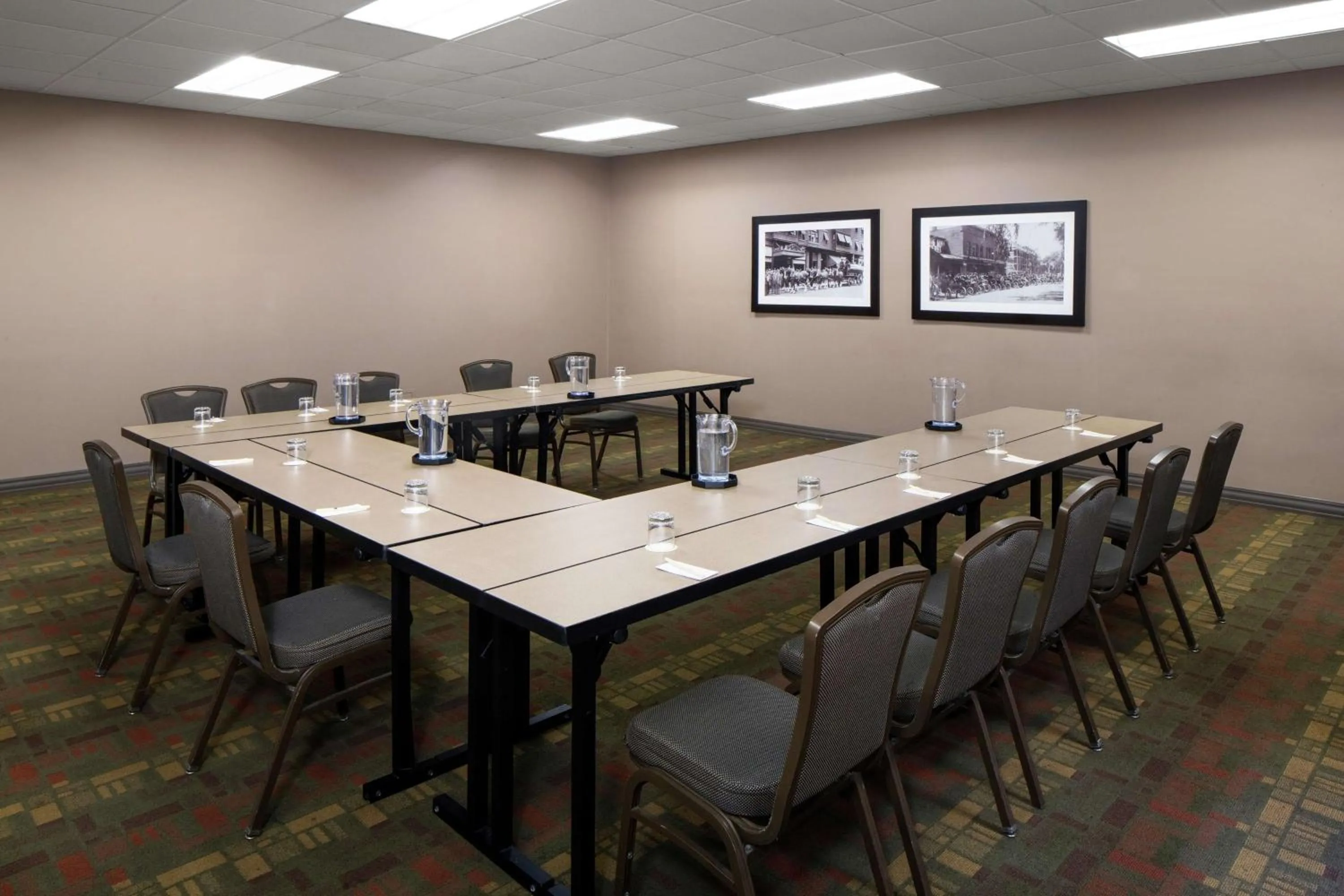 Meeting/conference room in DoubleTree by Hilton Manchester Downtown