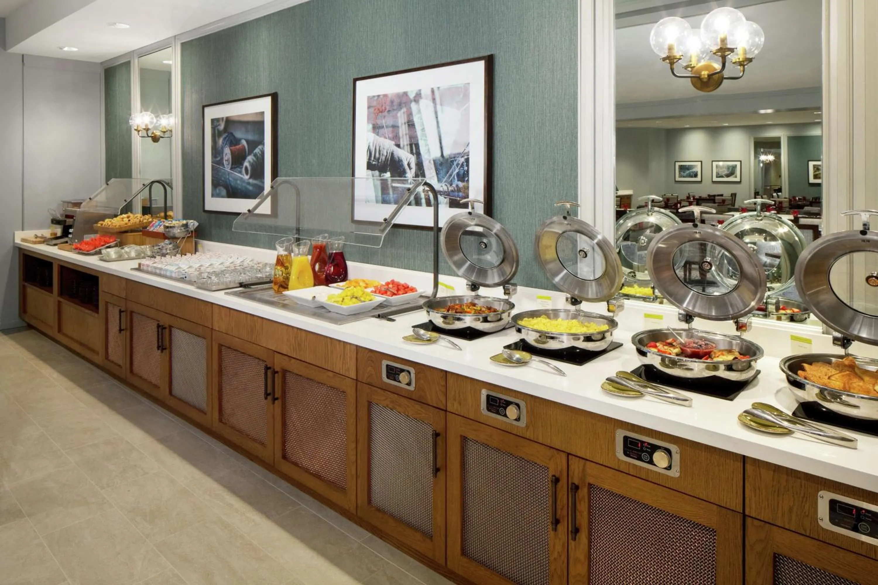 Breakfast in DoubleTree by Hilton Manchester Downtown