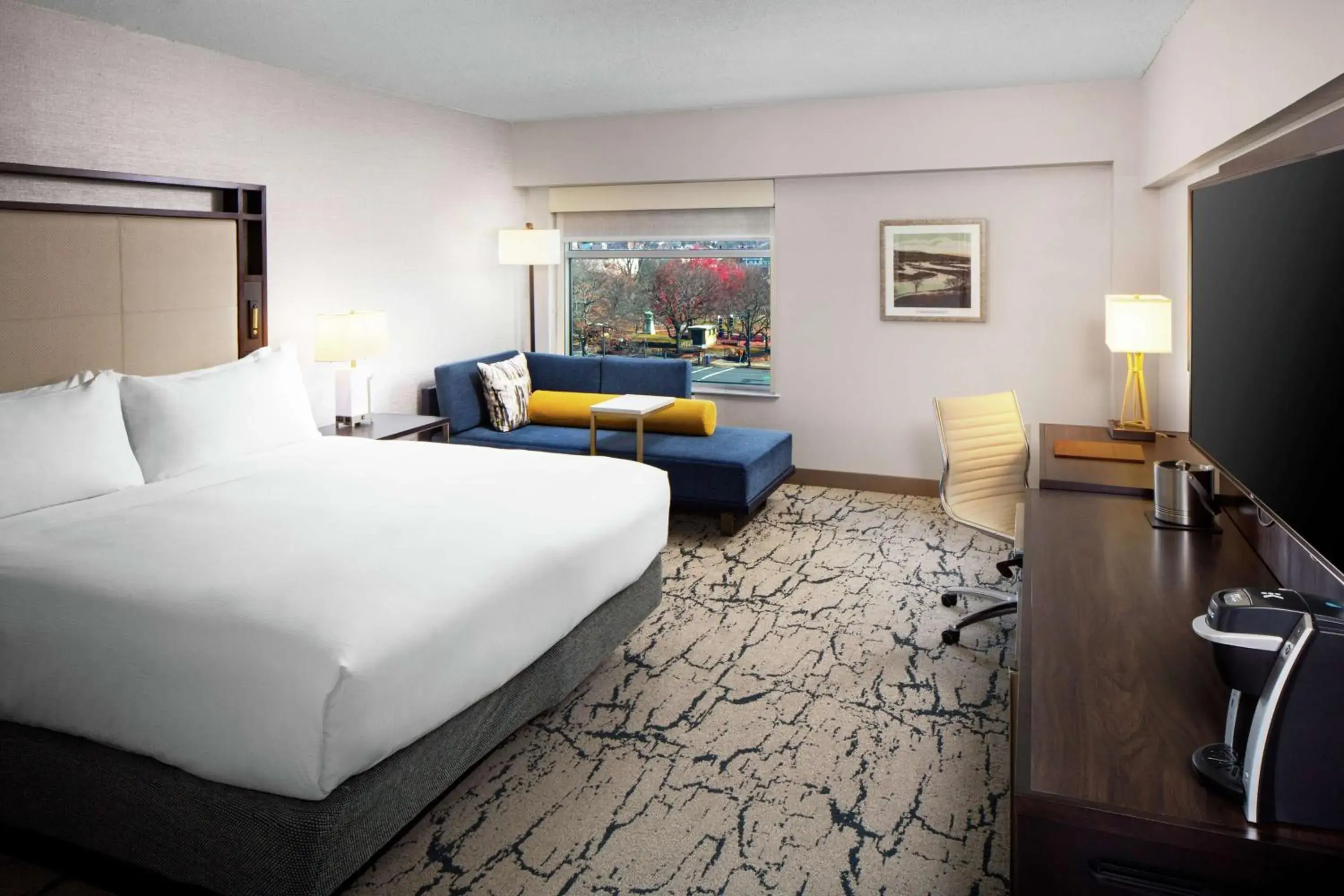 King Room - Hearing Access in DoubleTree by Hilton Manchester Downtown King Room - Hearing Access in DoubleTree by Hilton Manchester Downtown