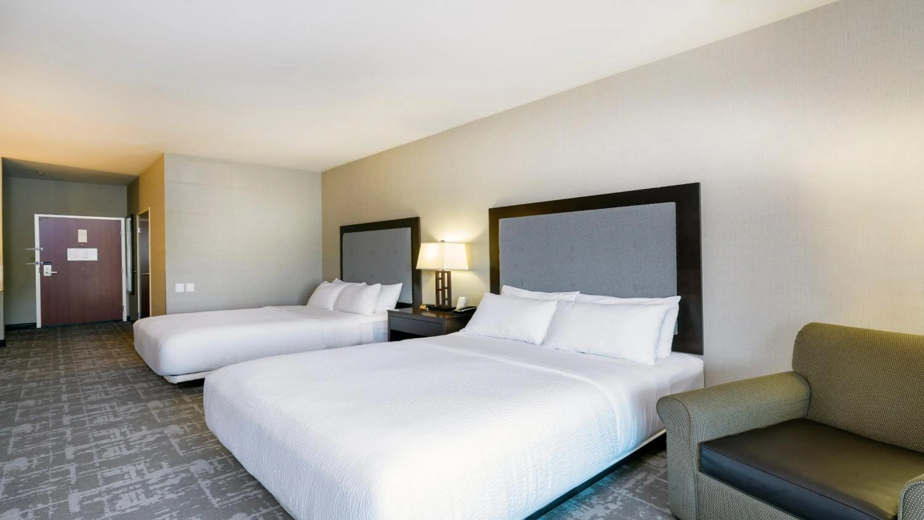 Photo of the whole room, Bed in Holiday Inn West Yellowstone by IHG