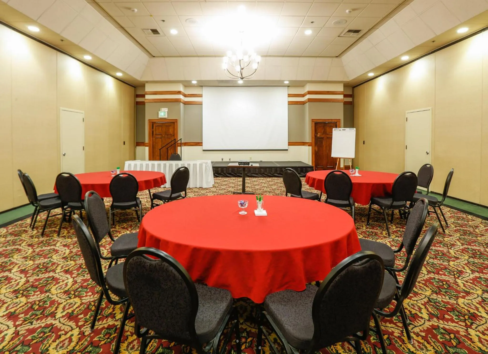 Meeting/conference room in Holiday Inn West Yellowstone by IHG