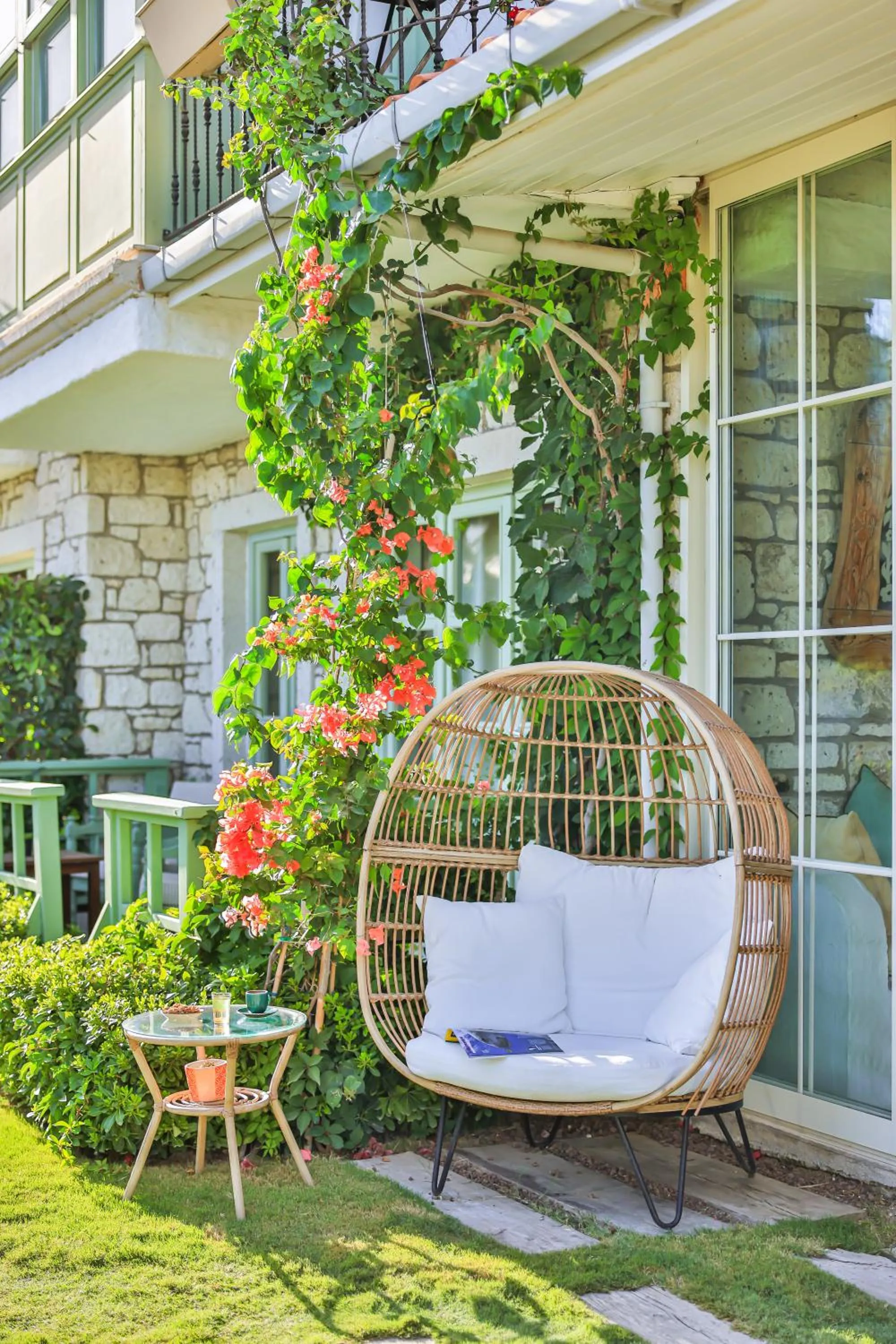 Property building in Palas Alaçatı - Adult Only