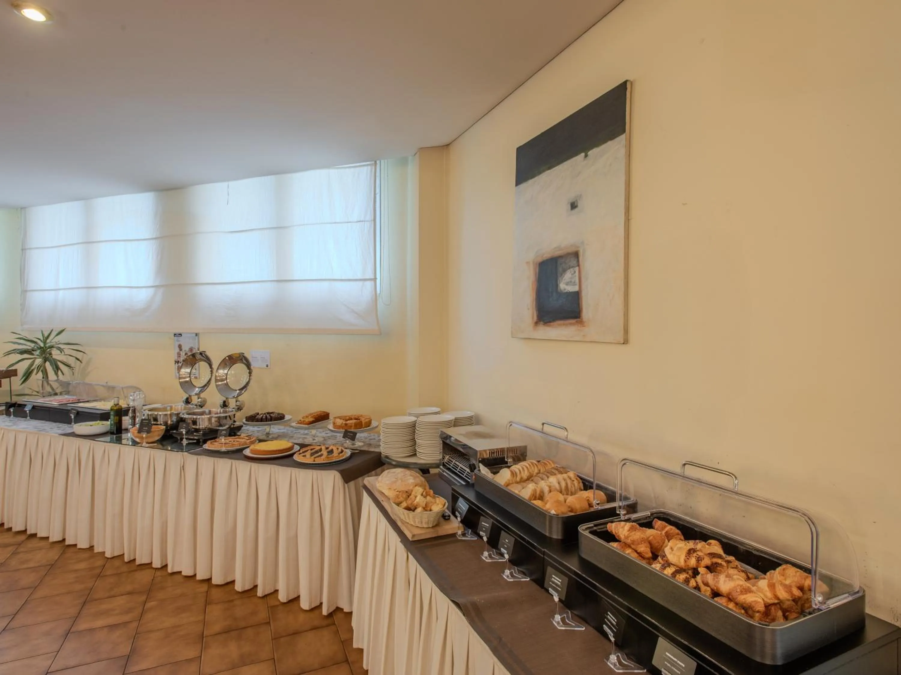 Breakfast in B&B HOTEL Calenzano First