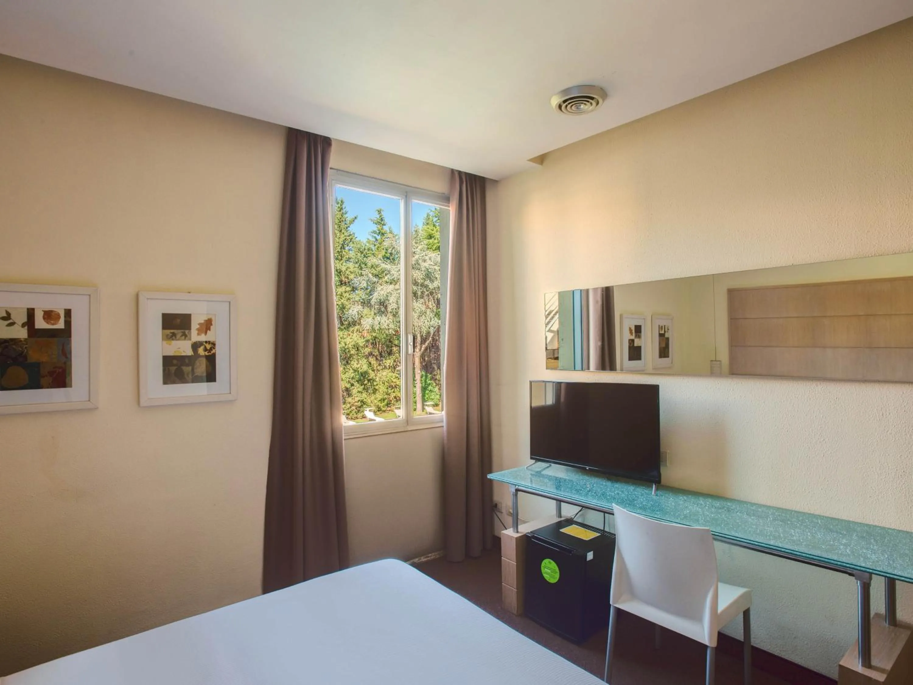 Bed in B&B HOTEL Calenzano First