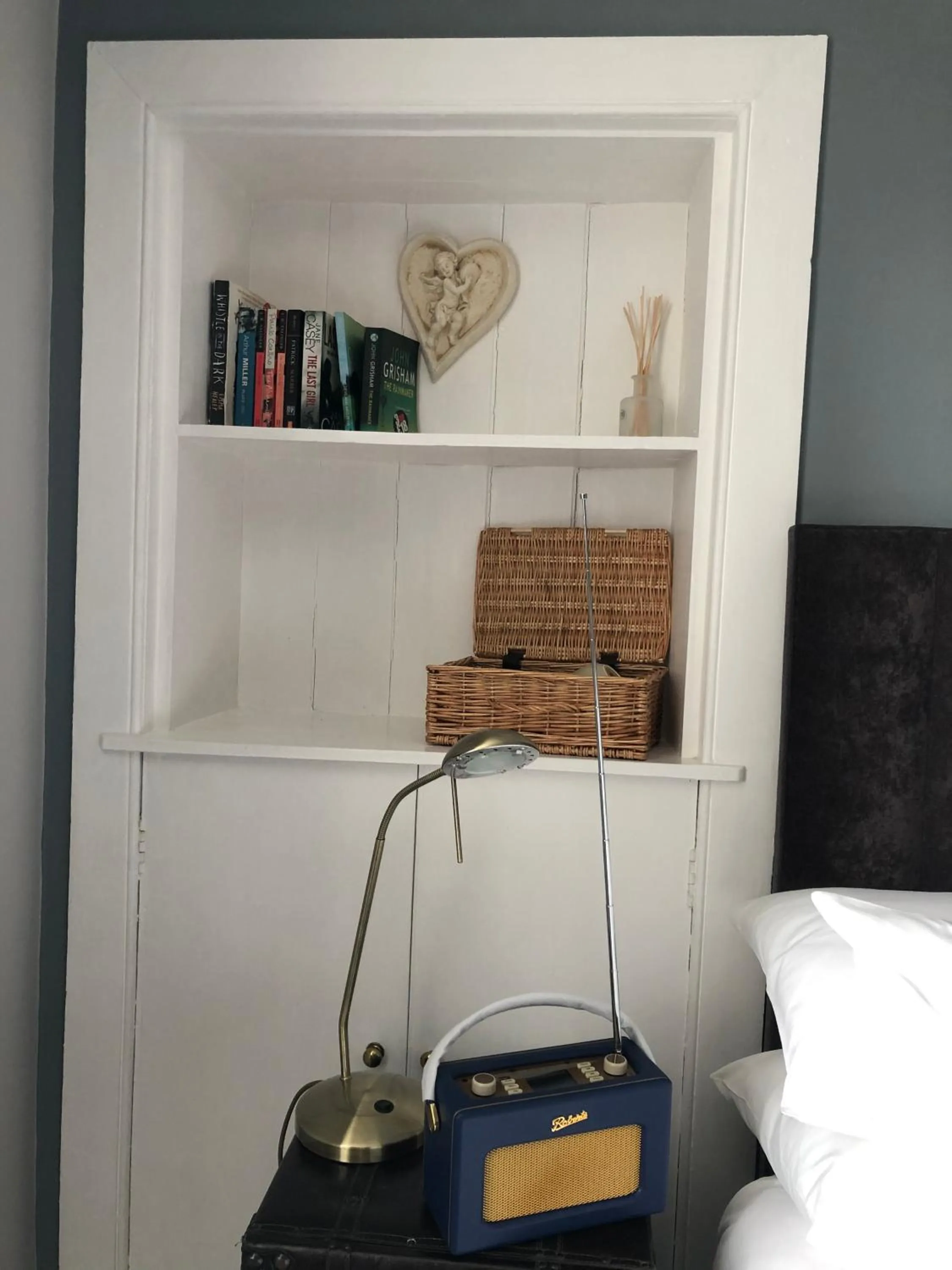 Bed in The Inn at Loch Tummel