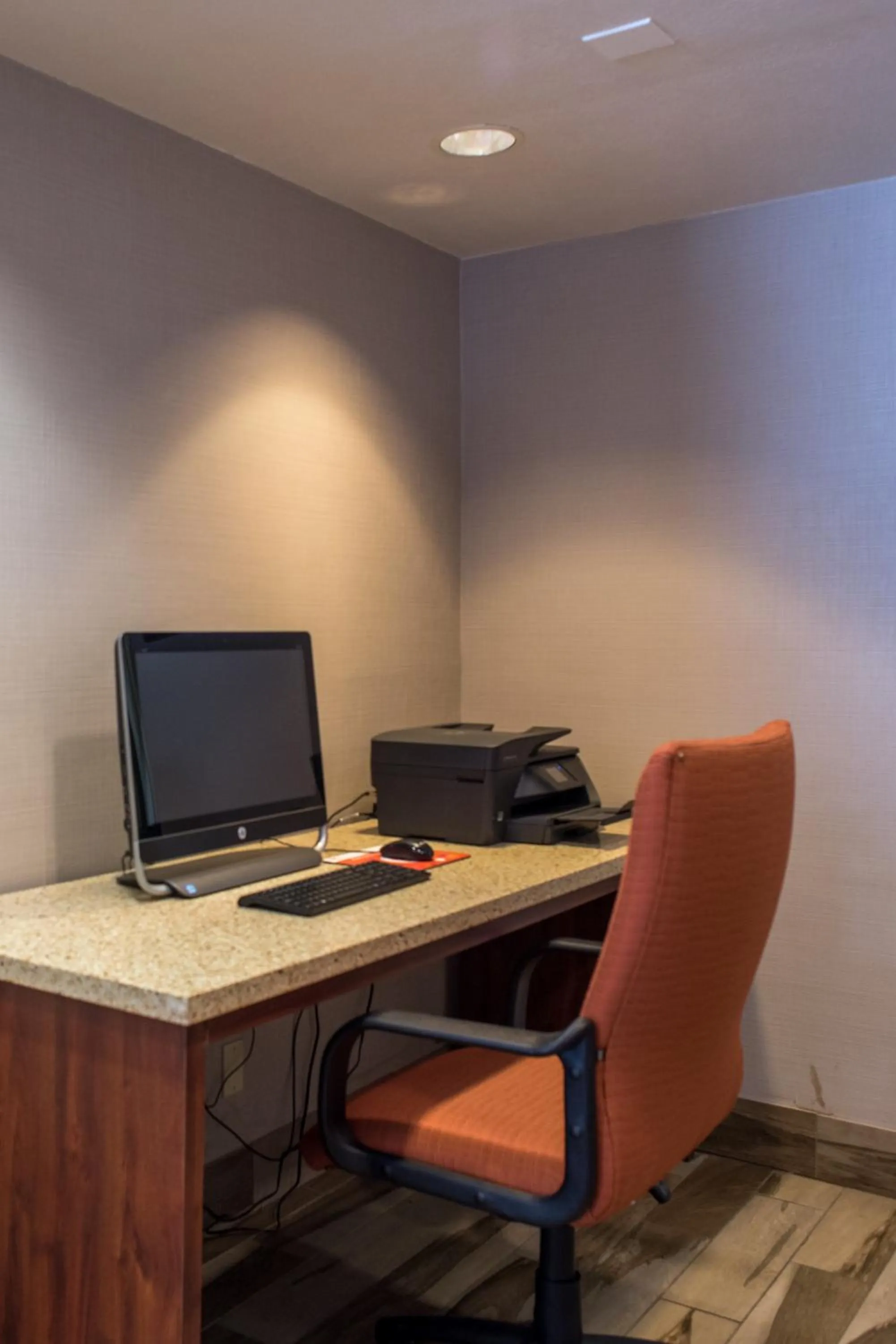 Business facilities in Holiday Inn Express South Lake Tahoe by IHG