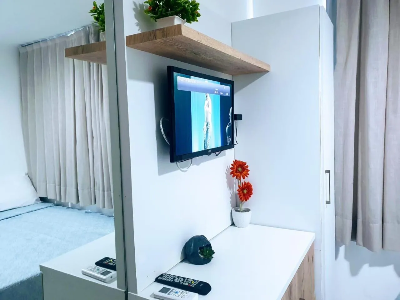 Bed in Mandakaru Residence Flats