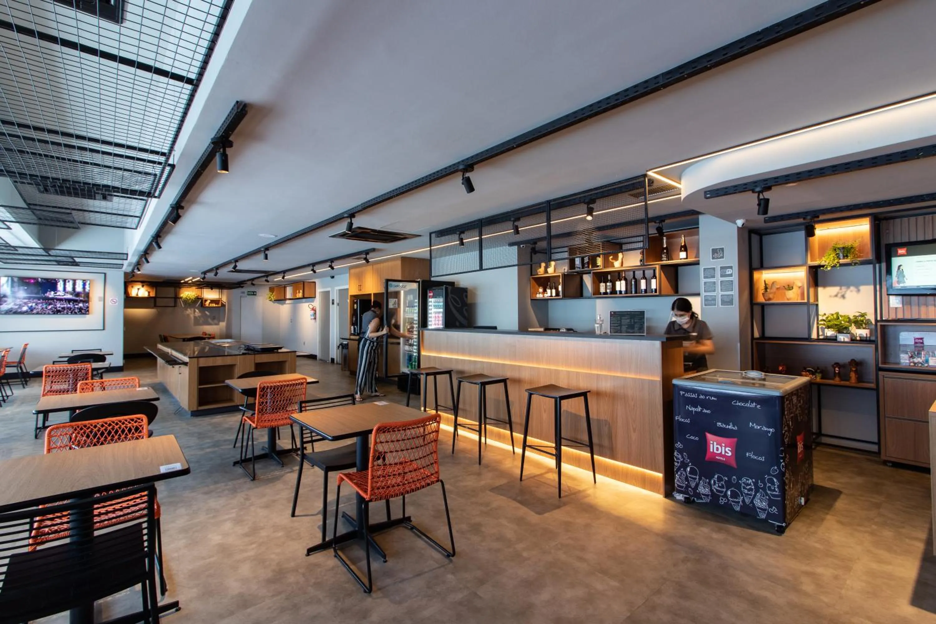 Restaurant/places to eat in ibis Petrolina