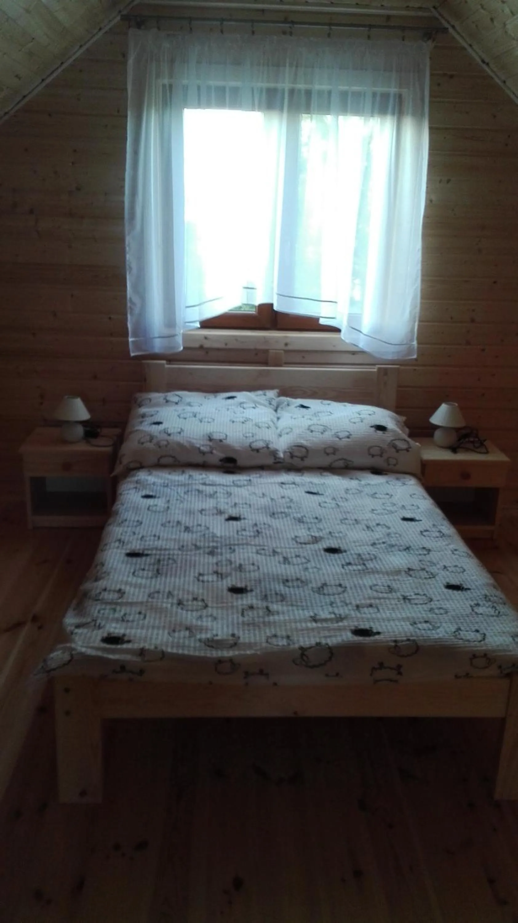 Bedroom, Bed in Agromarko