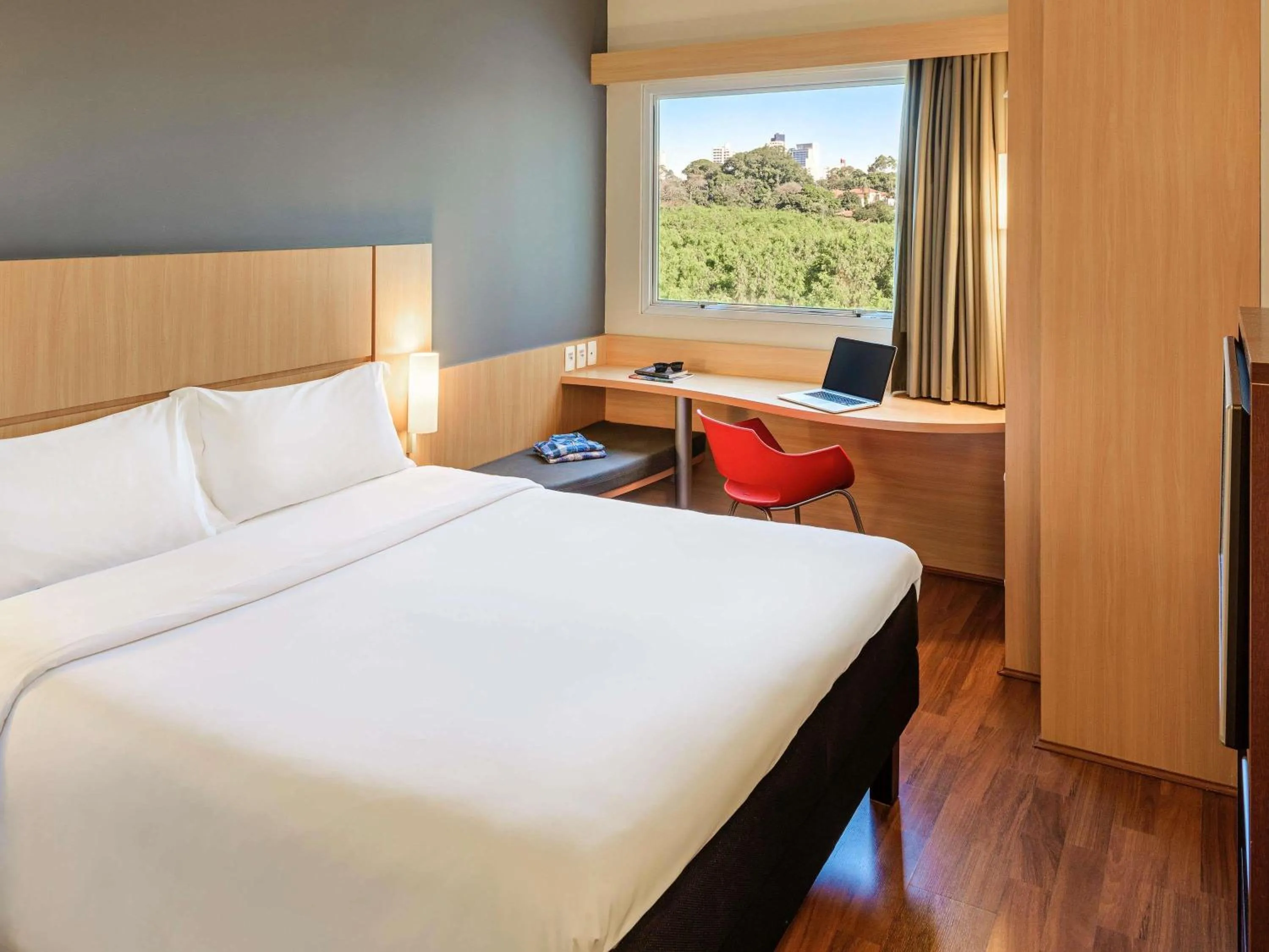 Bedroom, Bed in ibis Piracicaba