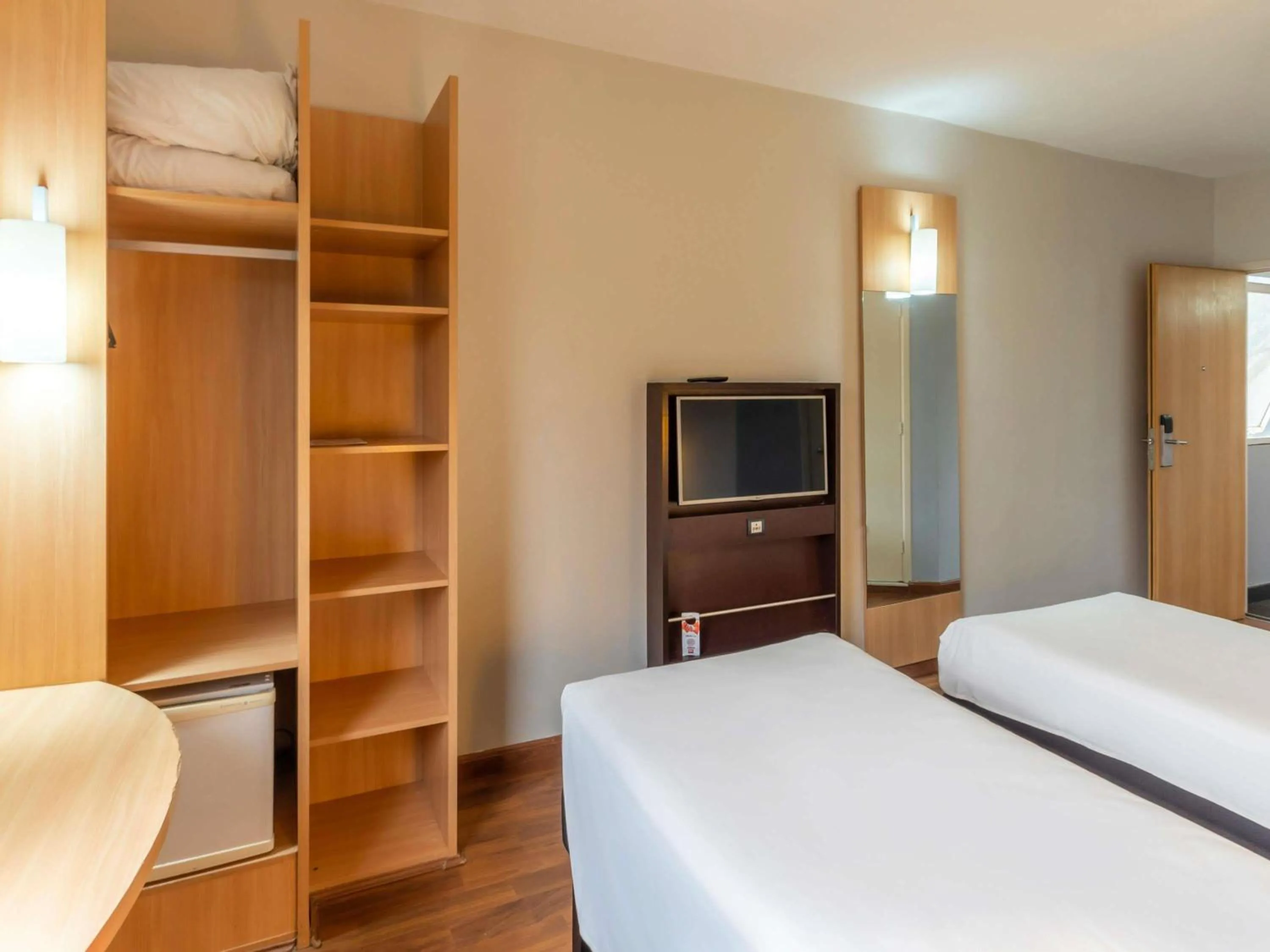 Bedroom, Bed in ibis Piracicaba