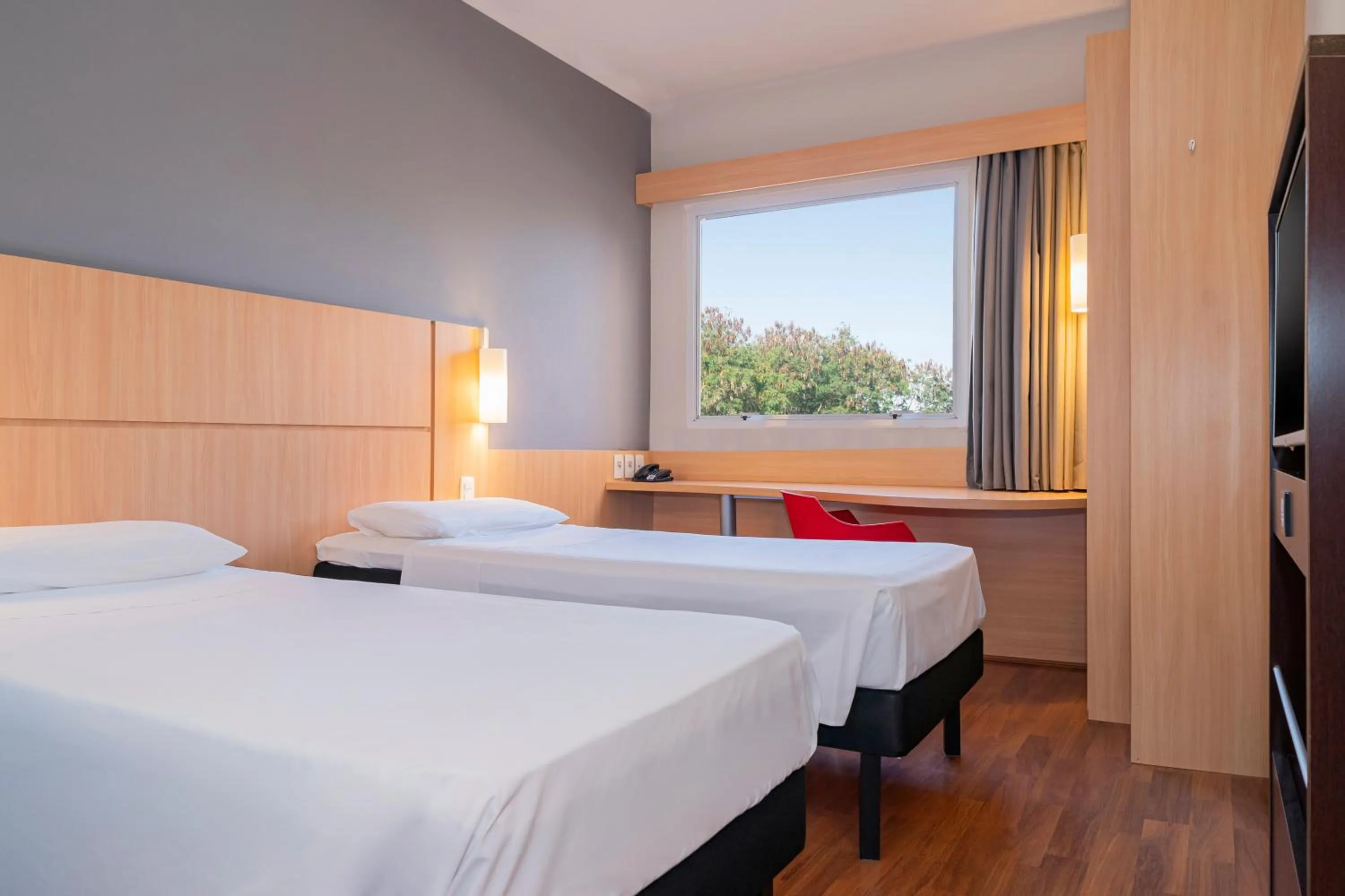 Bedroom, Bed in ibis Piracicaba