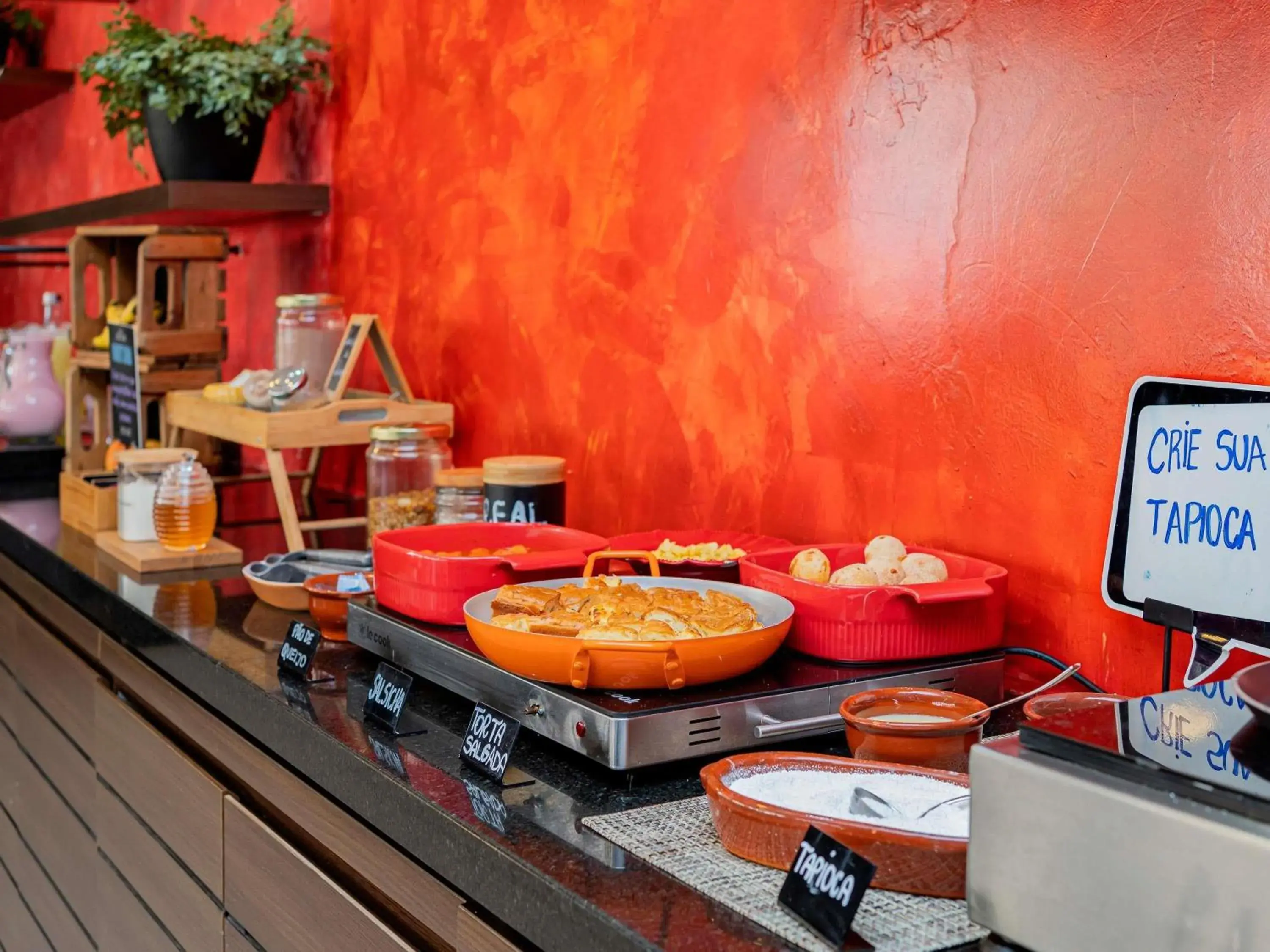 Restaurant/places to eat in ibis Piracicaba Restaurant/places to eat in ibis Piracicaba