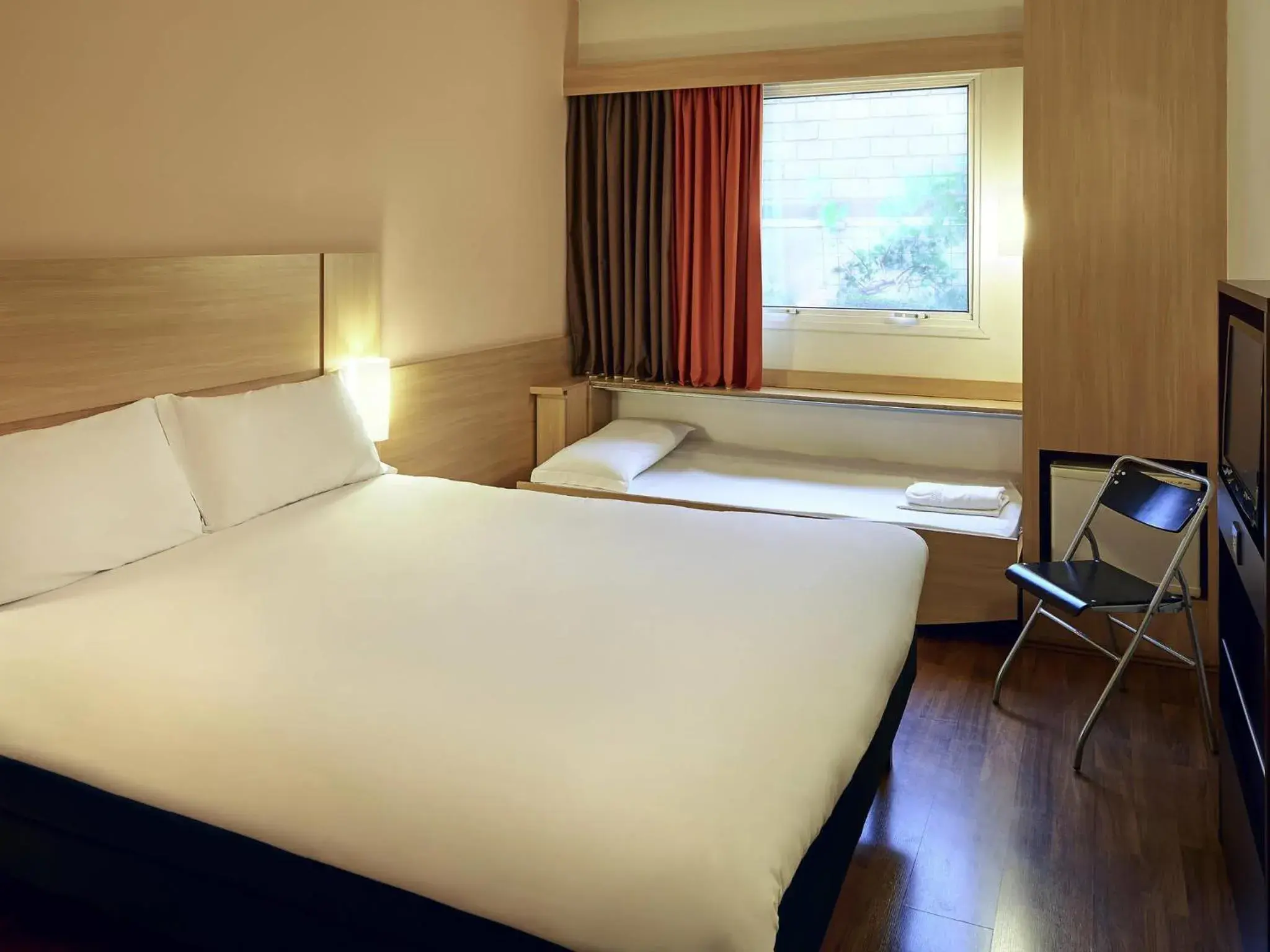 Bedroom, Bed in ibis Sao Jose do Rio Preto Bedroom, Bed in ibis Sao Jose do Rio Preto