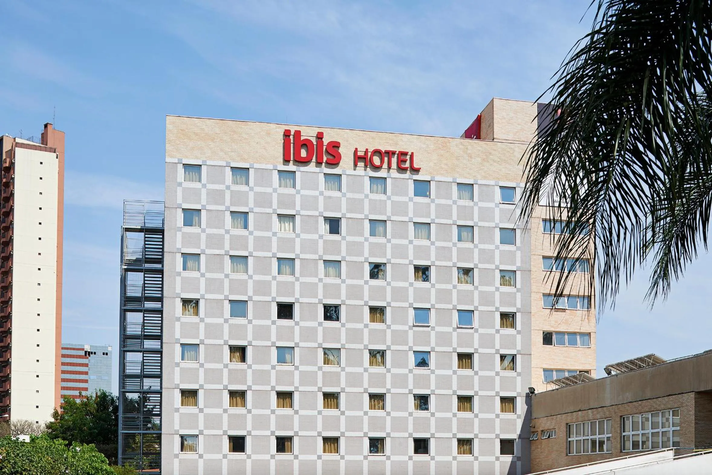 Facade/entrance in ibis Sao Jose do Rio Preto