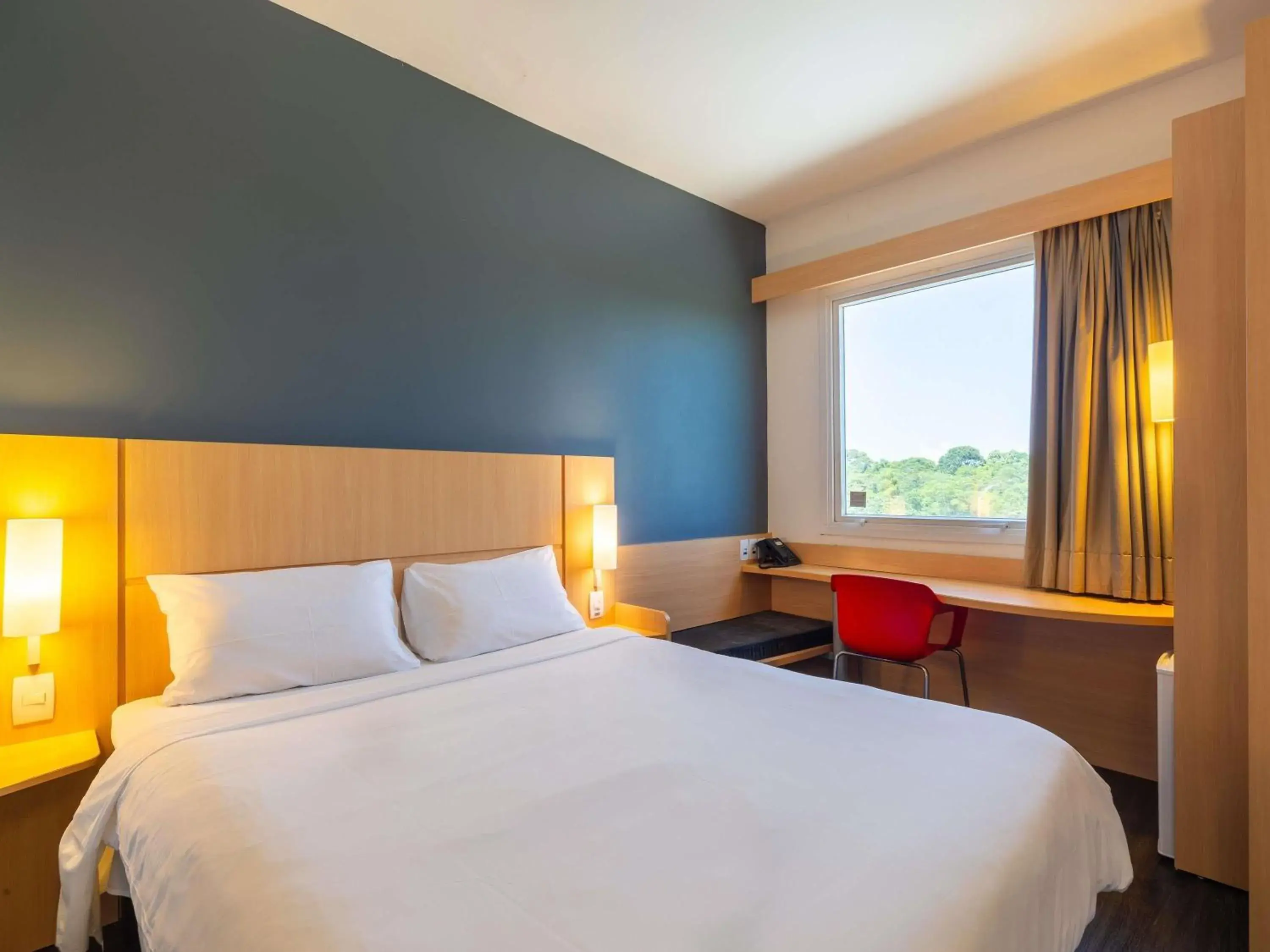 Bedroom, Bed in ibis Manaus Aeroporto Bedroom, Bed in ibis Manaus Aeroporto