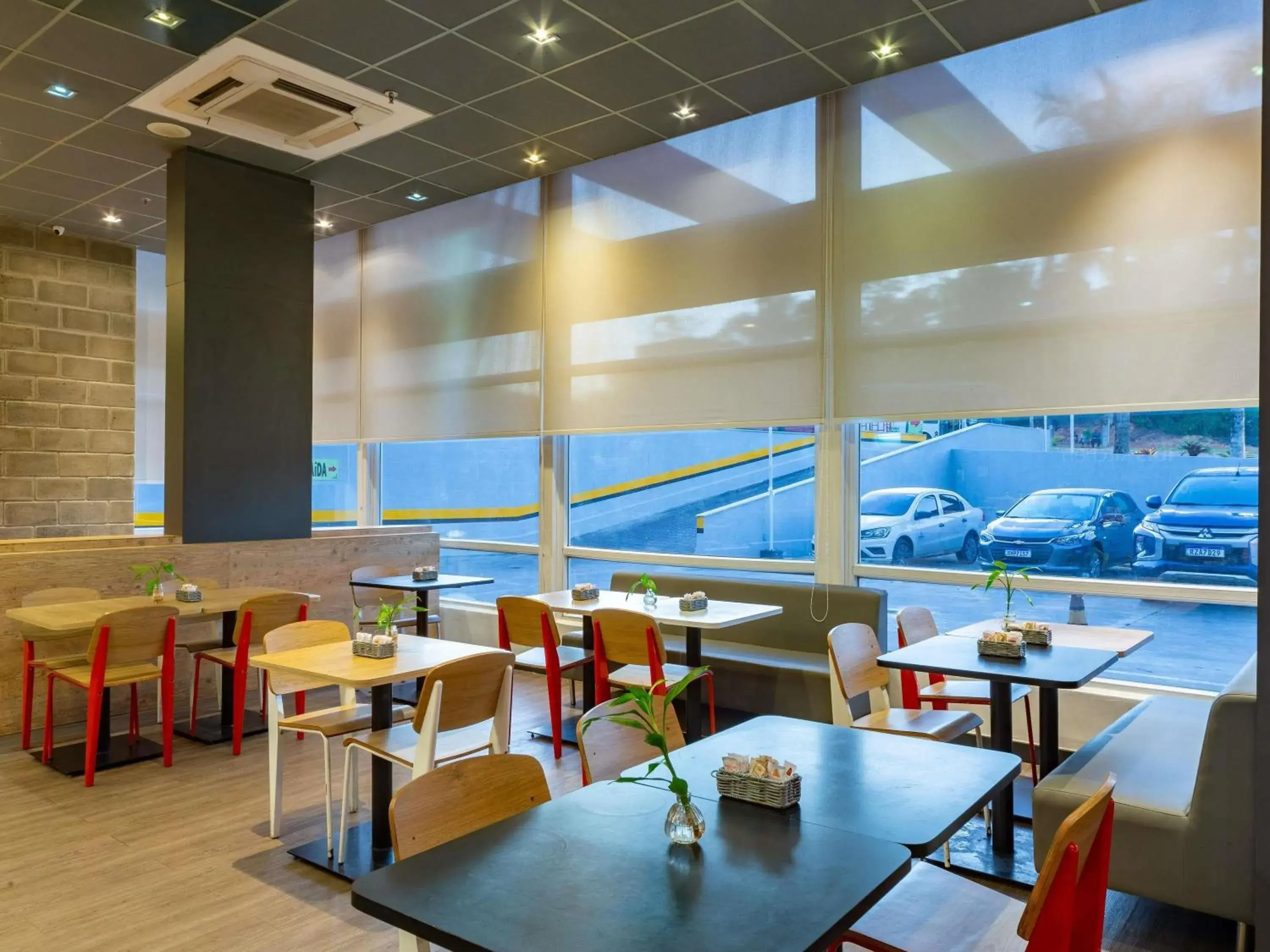 Restaurant/places to eat in ibis Manaus Aeroporto Restaurant/places to eat in ibis Manaus Aeroporto