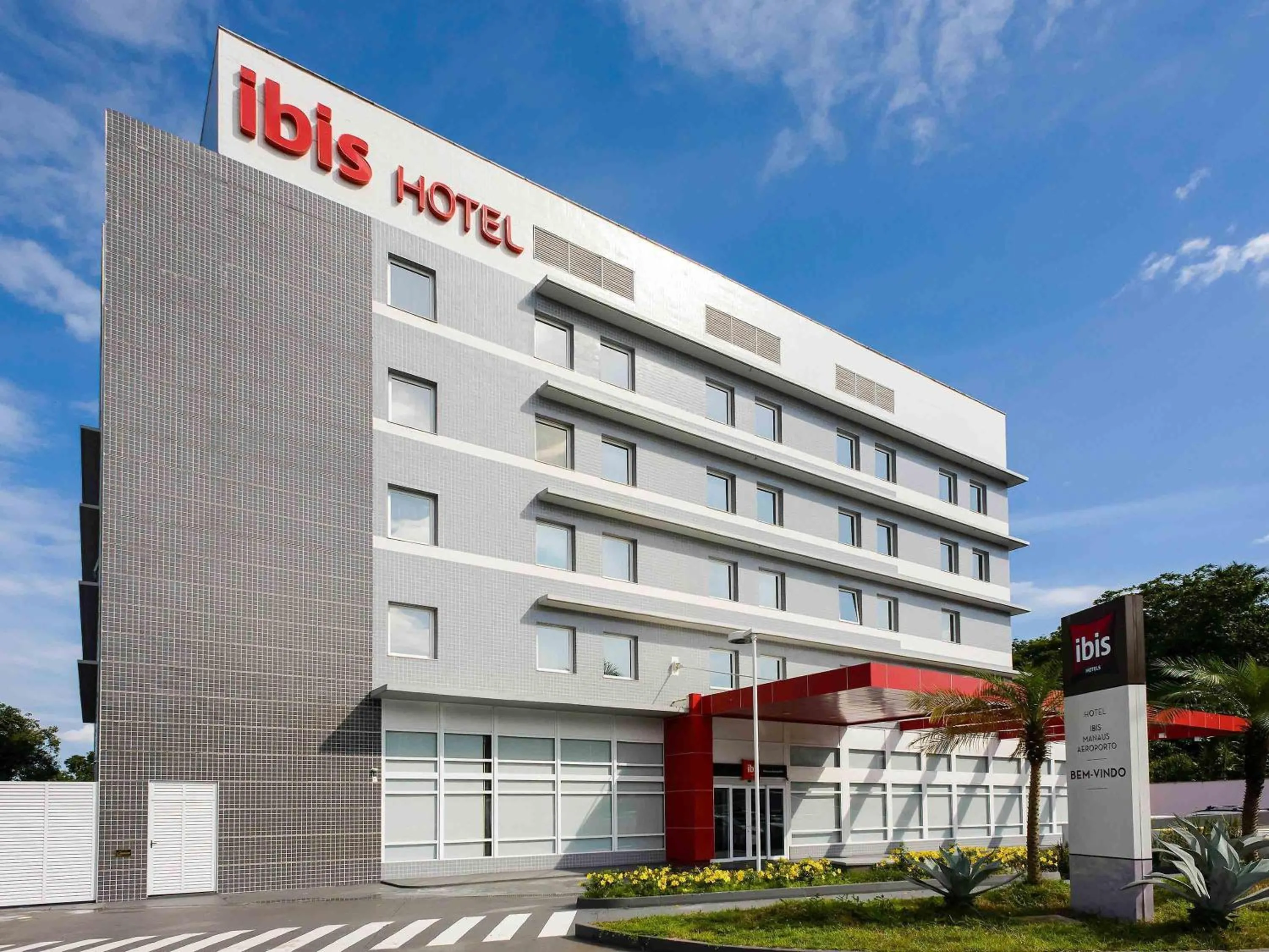Property building in ibis Manaus Aeroporto