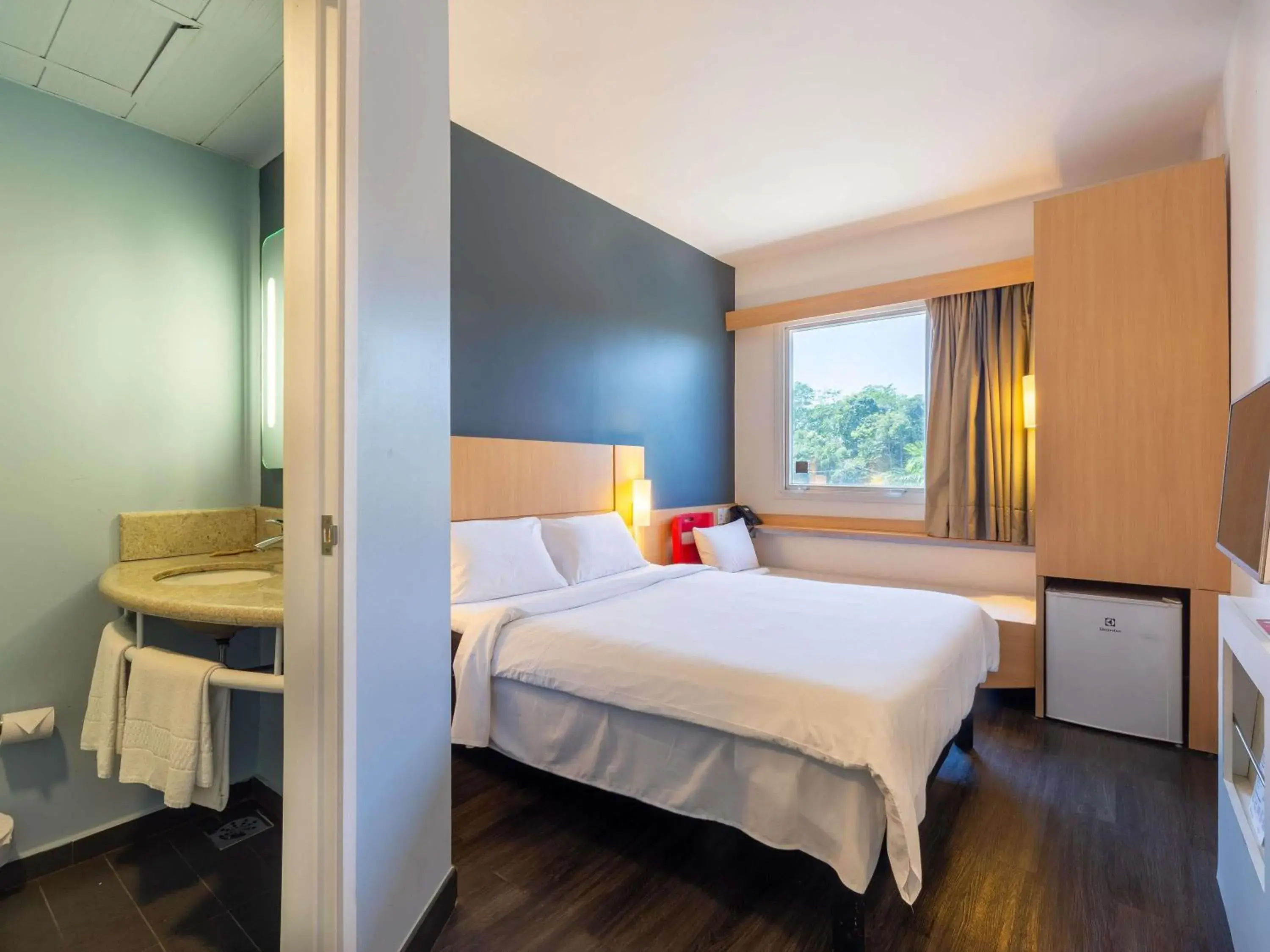 Bedroom, Bed in ibis Manaus Aeroporto Bedroom, Bed in ibis Manaus Aeroporto