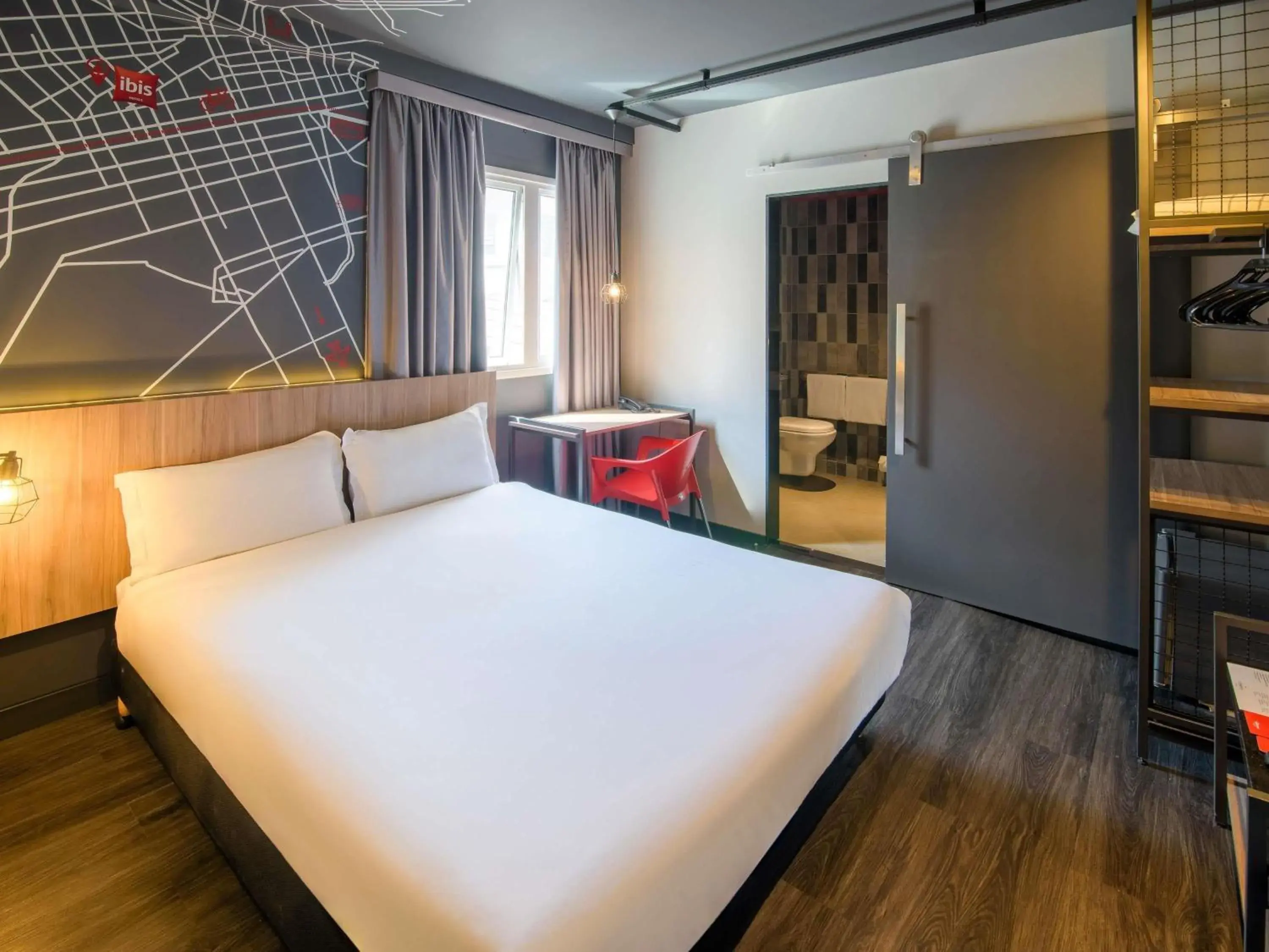 Bedroom, Bed in ibis Curitiba Batel Bedroom, Bed in ibis Curitiba Batel