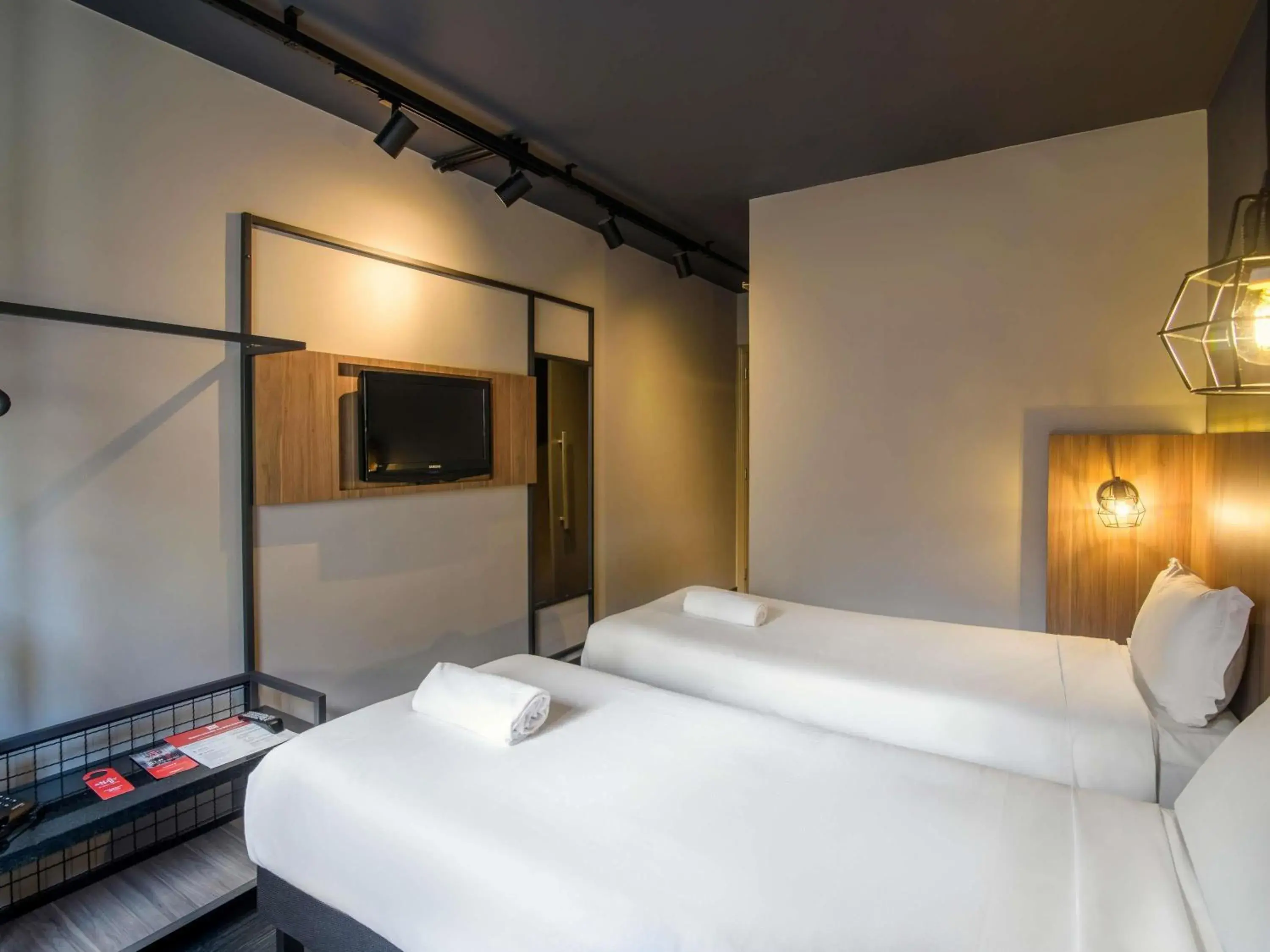 Bedroom, Bed in ibis Curitiba Batel Bedroom, Bed in ibis Curitiba Batel