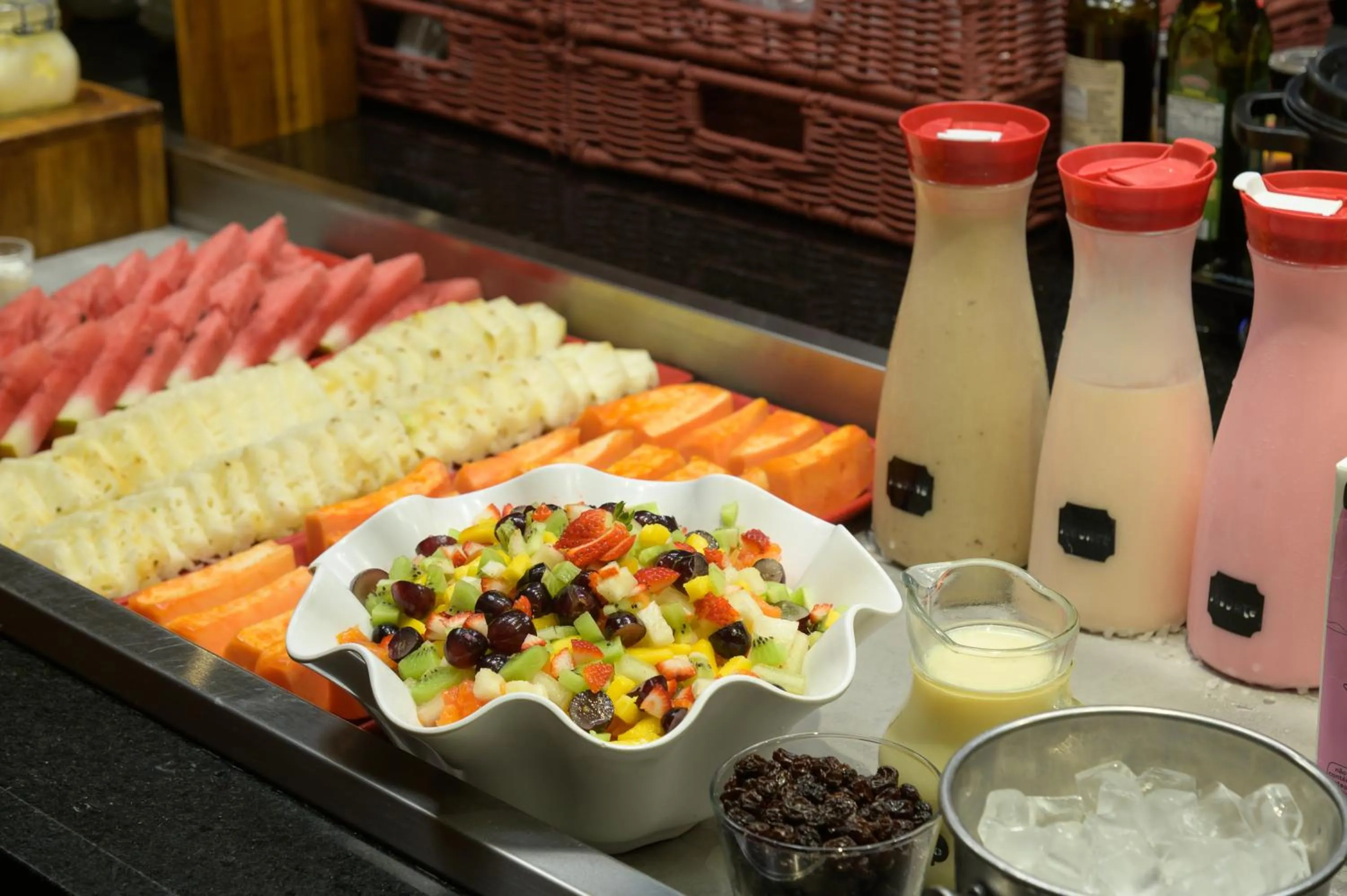 Restaurant/places to eat in ibis Aracaju