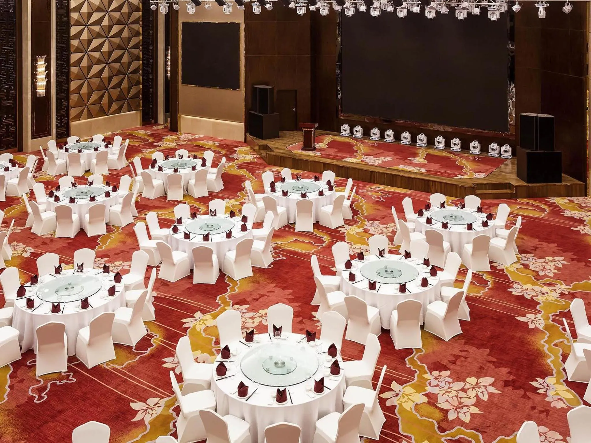 Meeting/conference room in Novotel Daqing Haofang