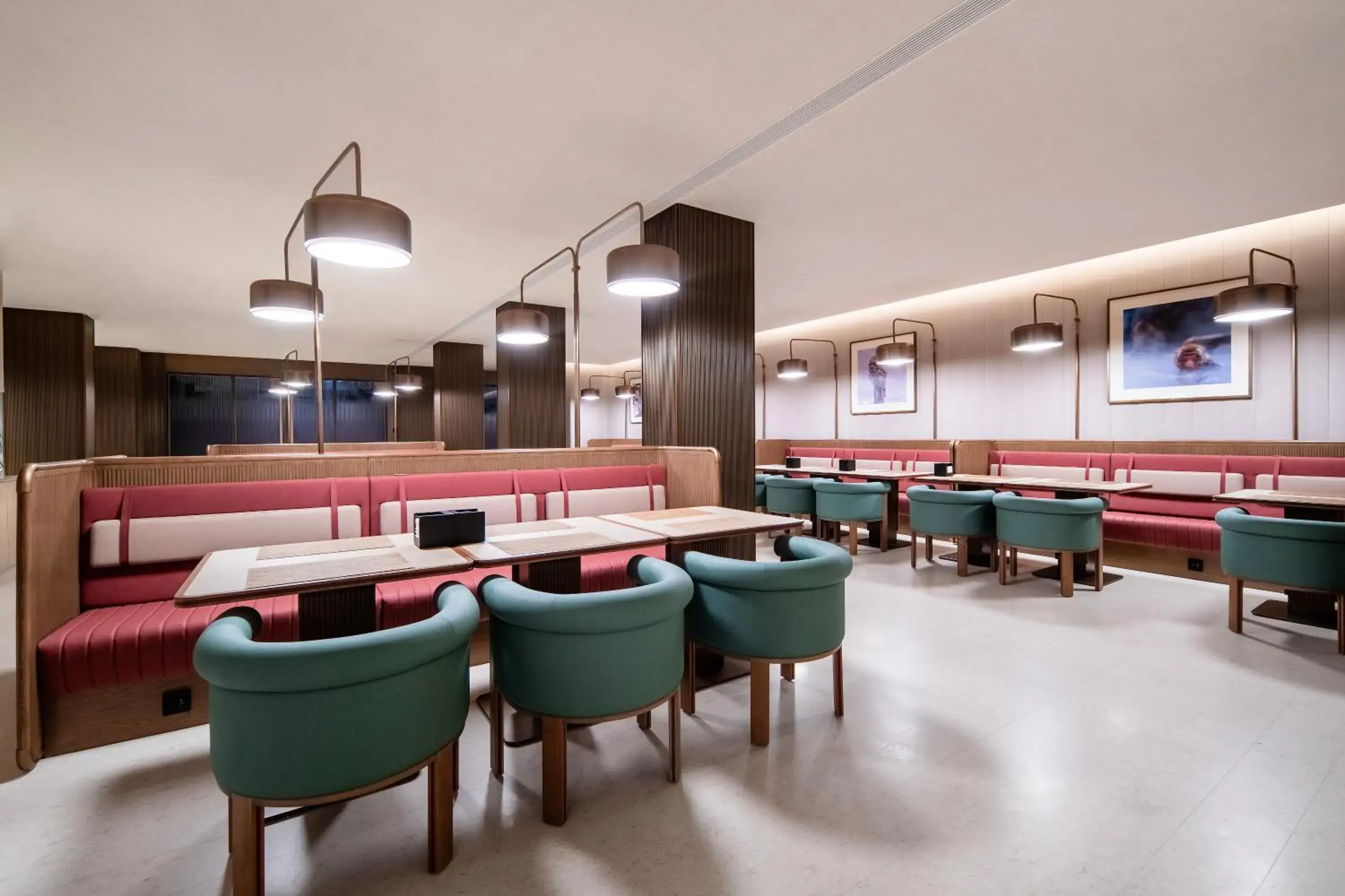 Breakfast in IntercityHotel Shanghai Hongqiao Airport - Free Minibar for First Night Breakfast in IntercityHotel Shanghai Hongqiao Airport - Free Minibar for First Night