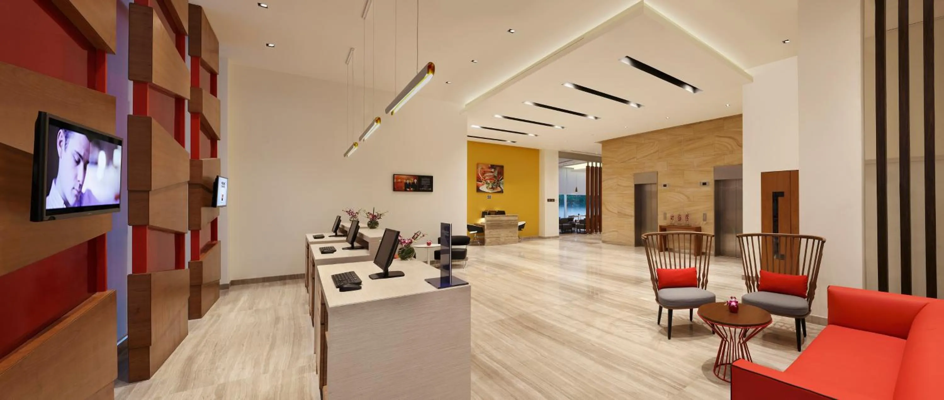 Lobby or reception in ibis Kochi City Centre - An Accor Brand