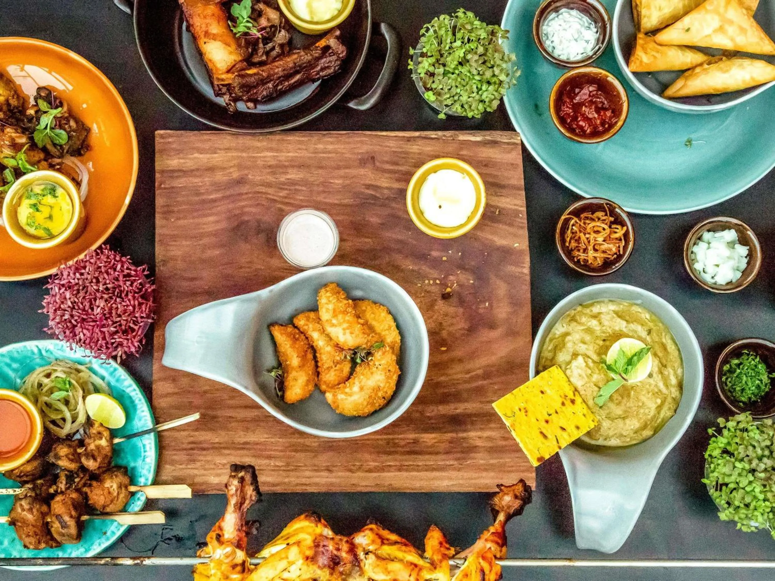 Restaurant/places to eat in ibis Kochi City Centre - An Accor Brand